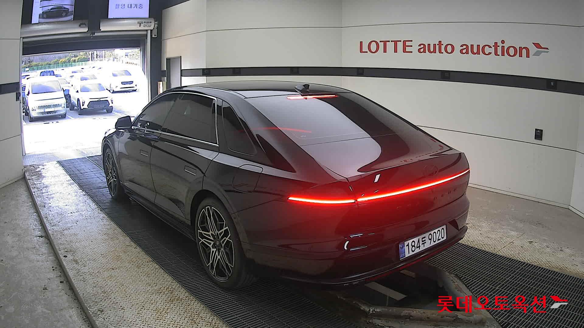 Hyundai Grandeur 2023 Черный из Кореи, фото 6