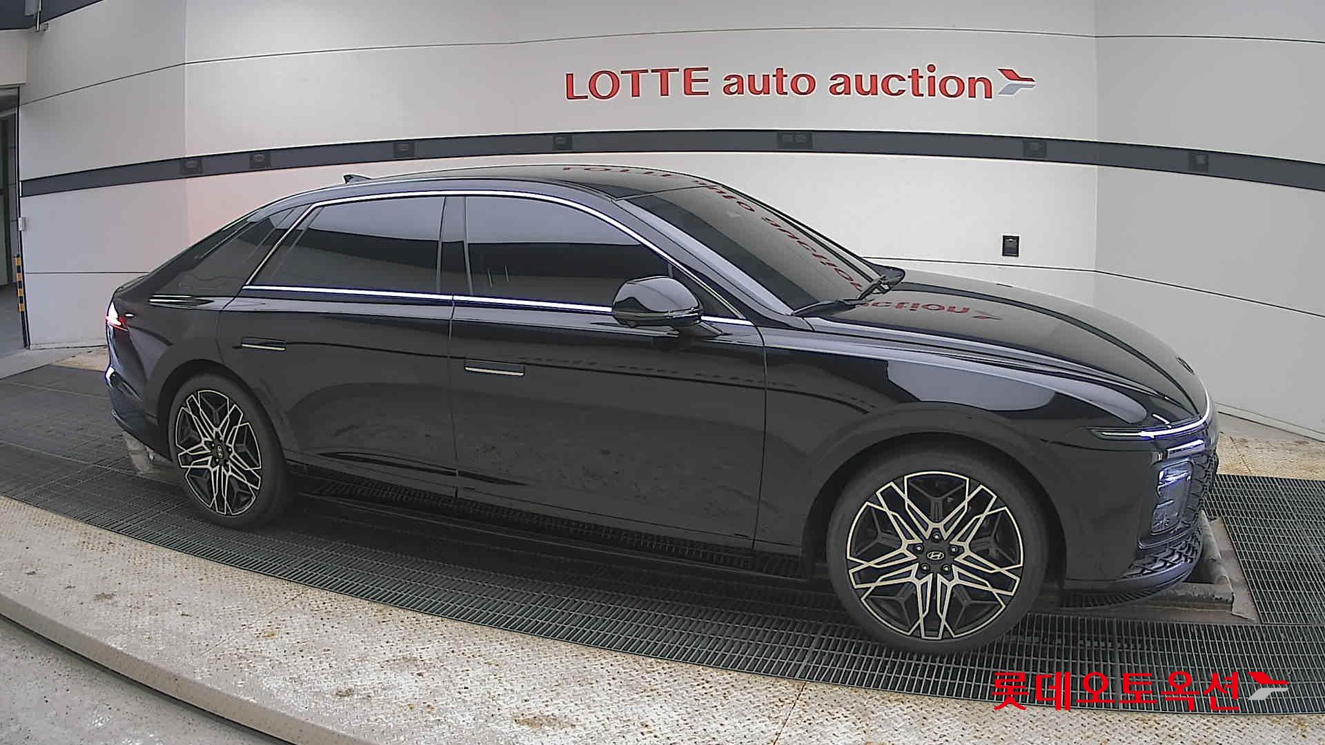 Hyundai Grandeur id 3816350 из Кореи 17