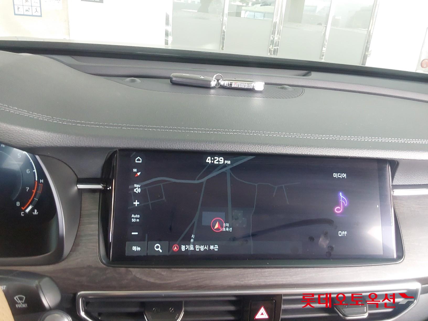 Kia K7 id 3803751 из Кореи 31