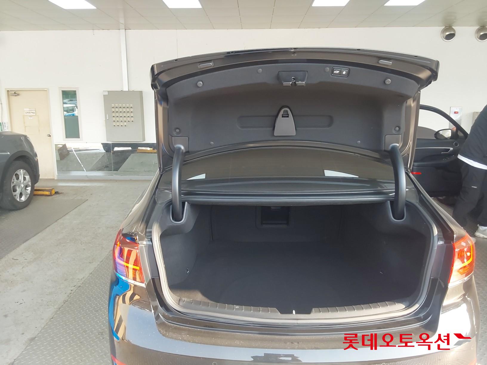 Kia K7 id 3803751 из Кореи 38