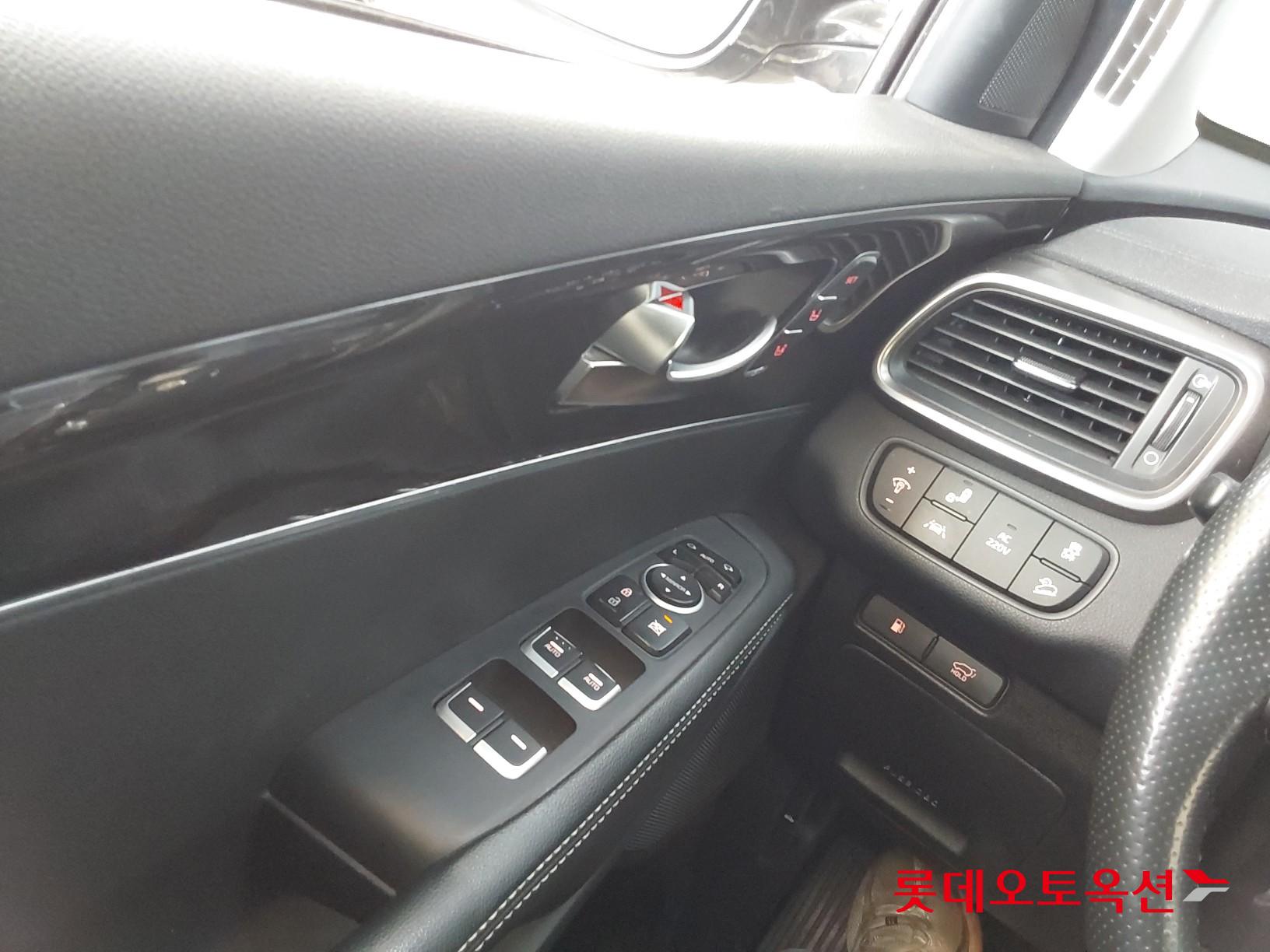 Kia Sorento id 3822955 из Кореи 28