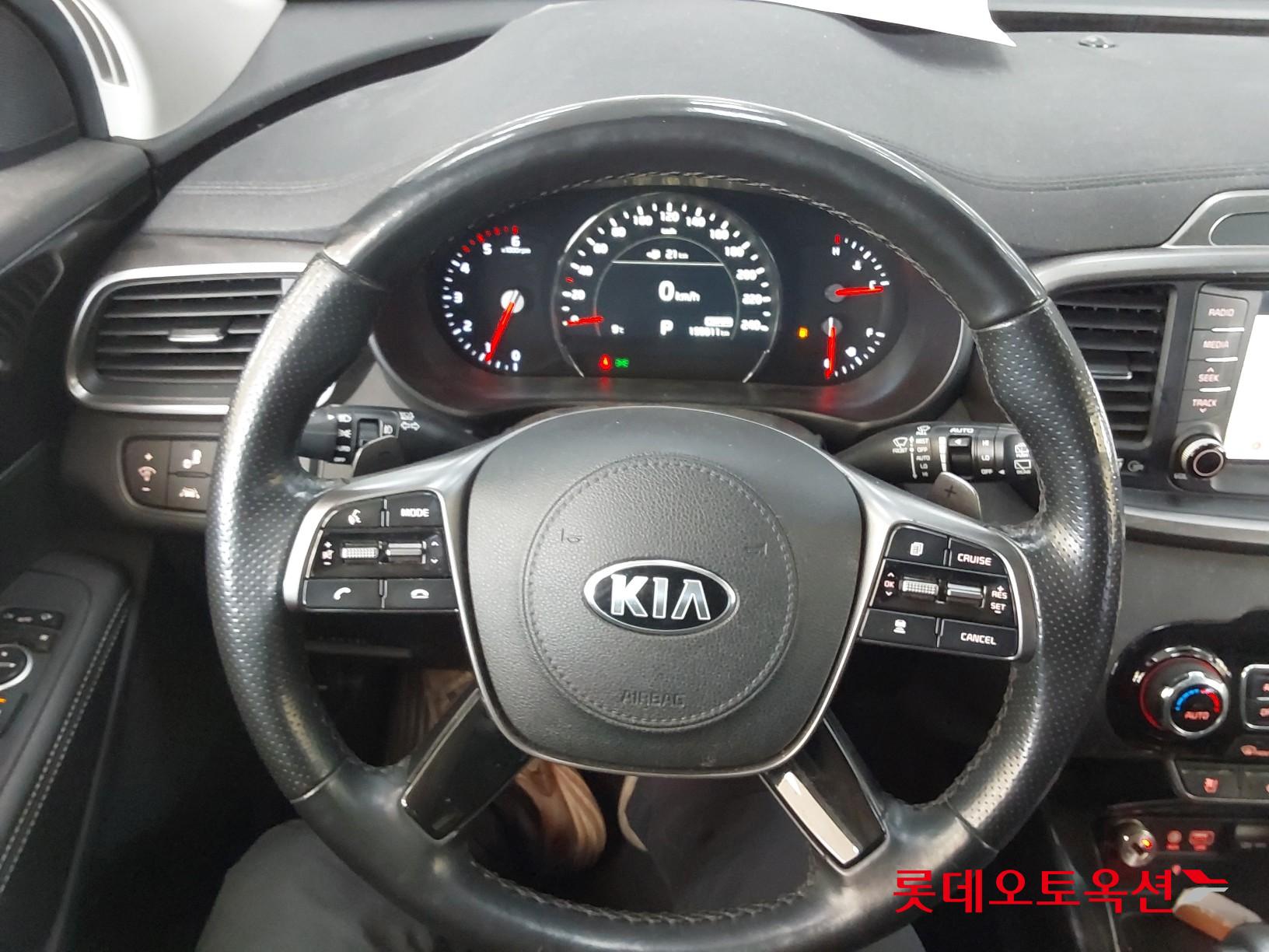 Kia Sorento id 3822955 из Кореи 29