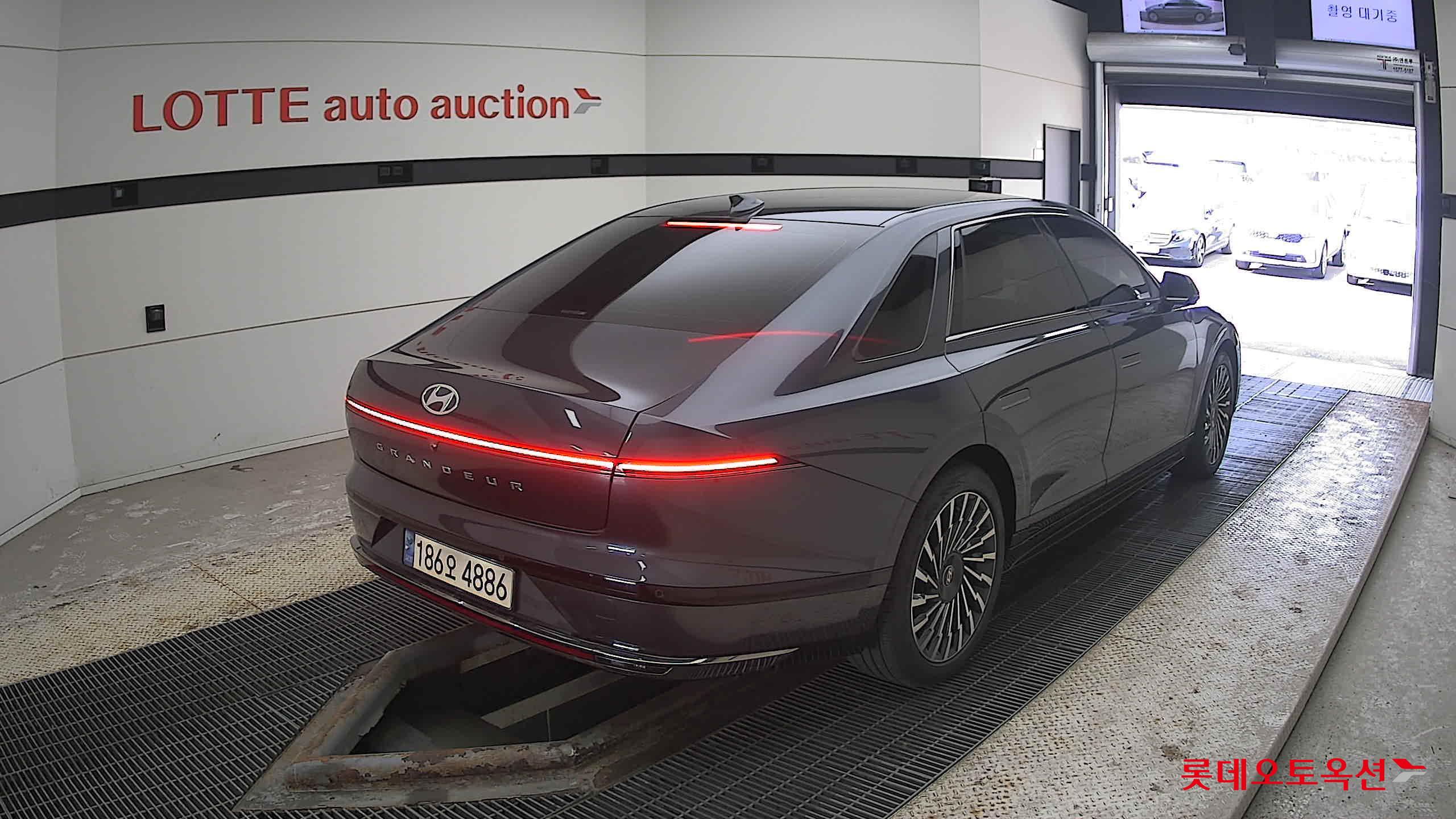 Hyundai Grandeur Hybrid 2023 Другое из Кореи, фото 4