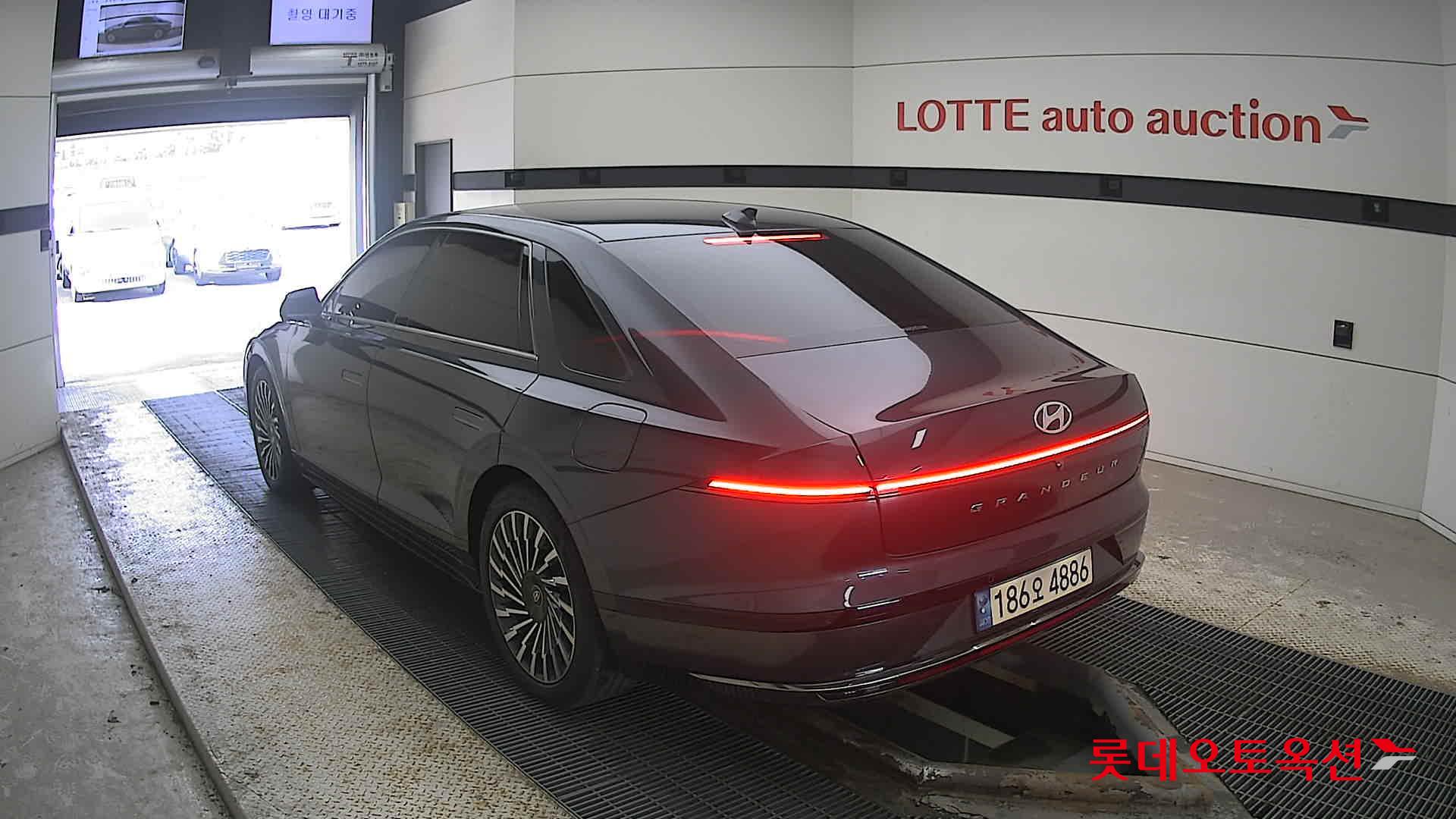 Hyundai Grandeur Hybrid 2023 Другое из Кореи, фото 6