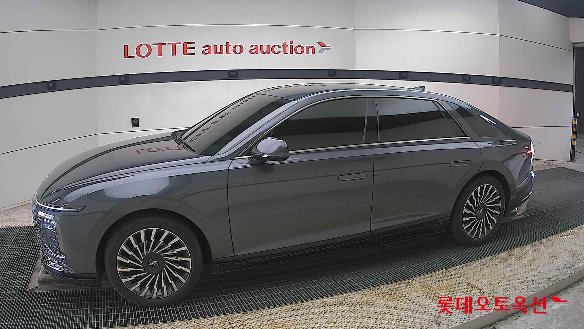 Hyundai Grandeur Hybrid id 3822853 из Кореи 12