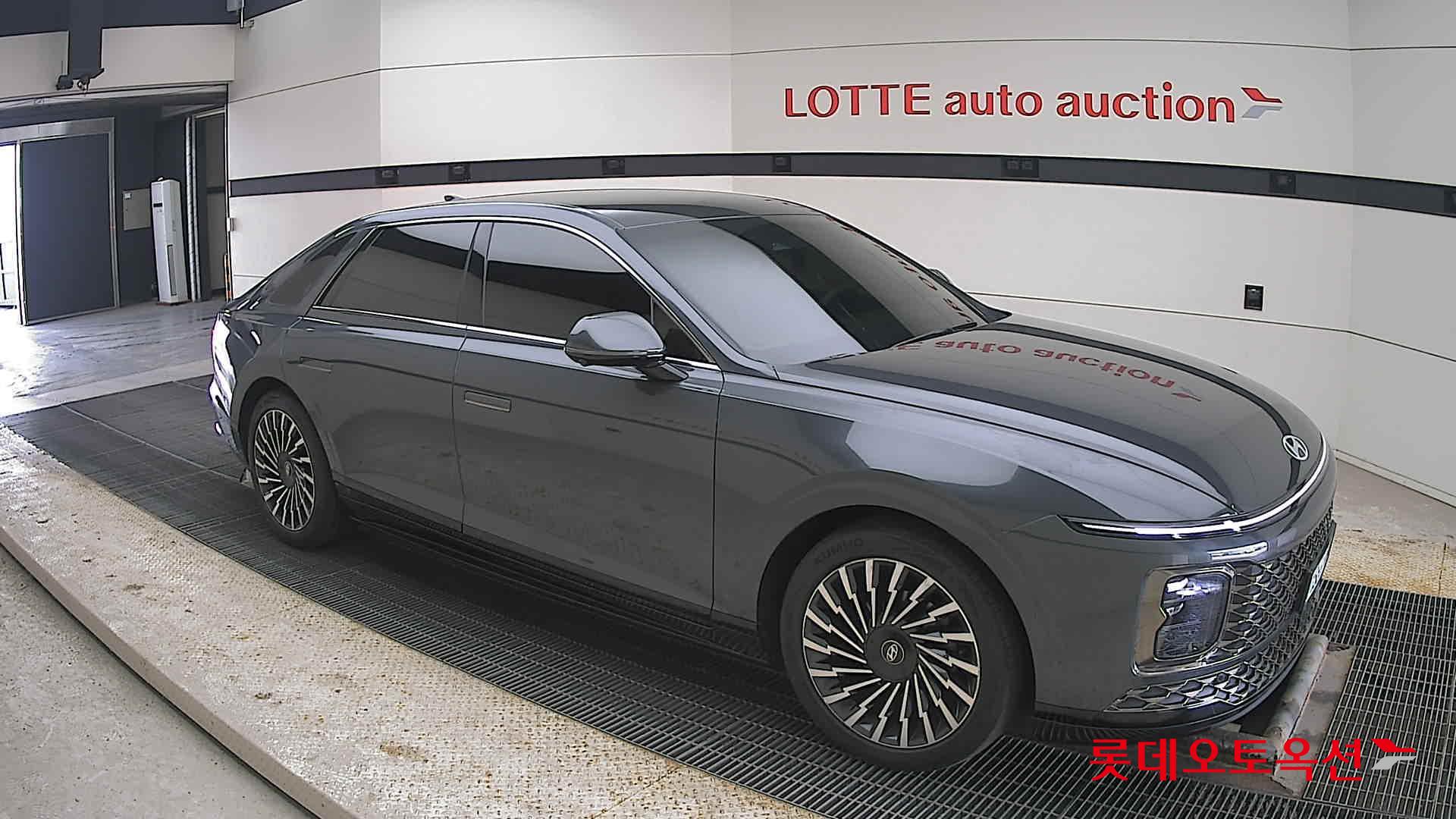 Hyundai Grandeur Hybrid id 3822853 из Кореи 16