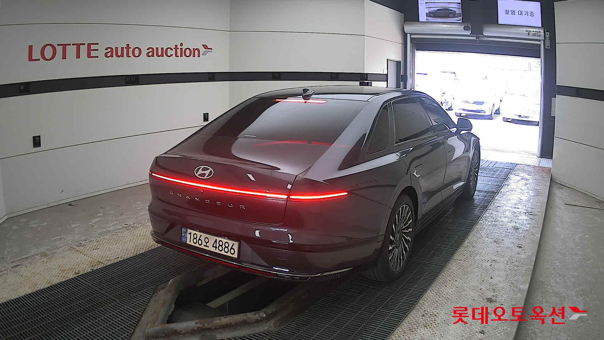 Hyundai Grandeur Hybrid id 3822853 из Кореи 20