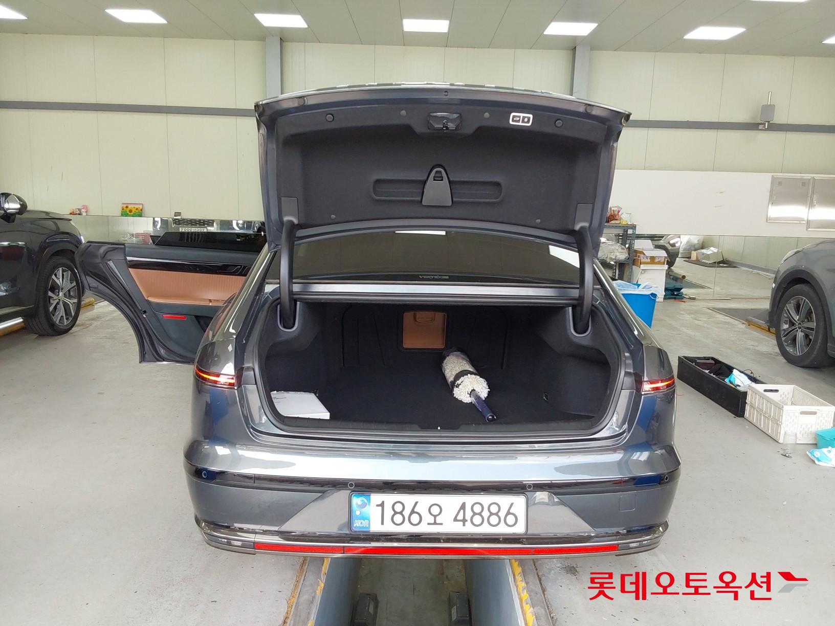 Hyundai Grandeur Hybrid id 3822853 из Кореи 38