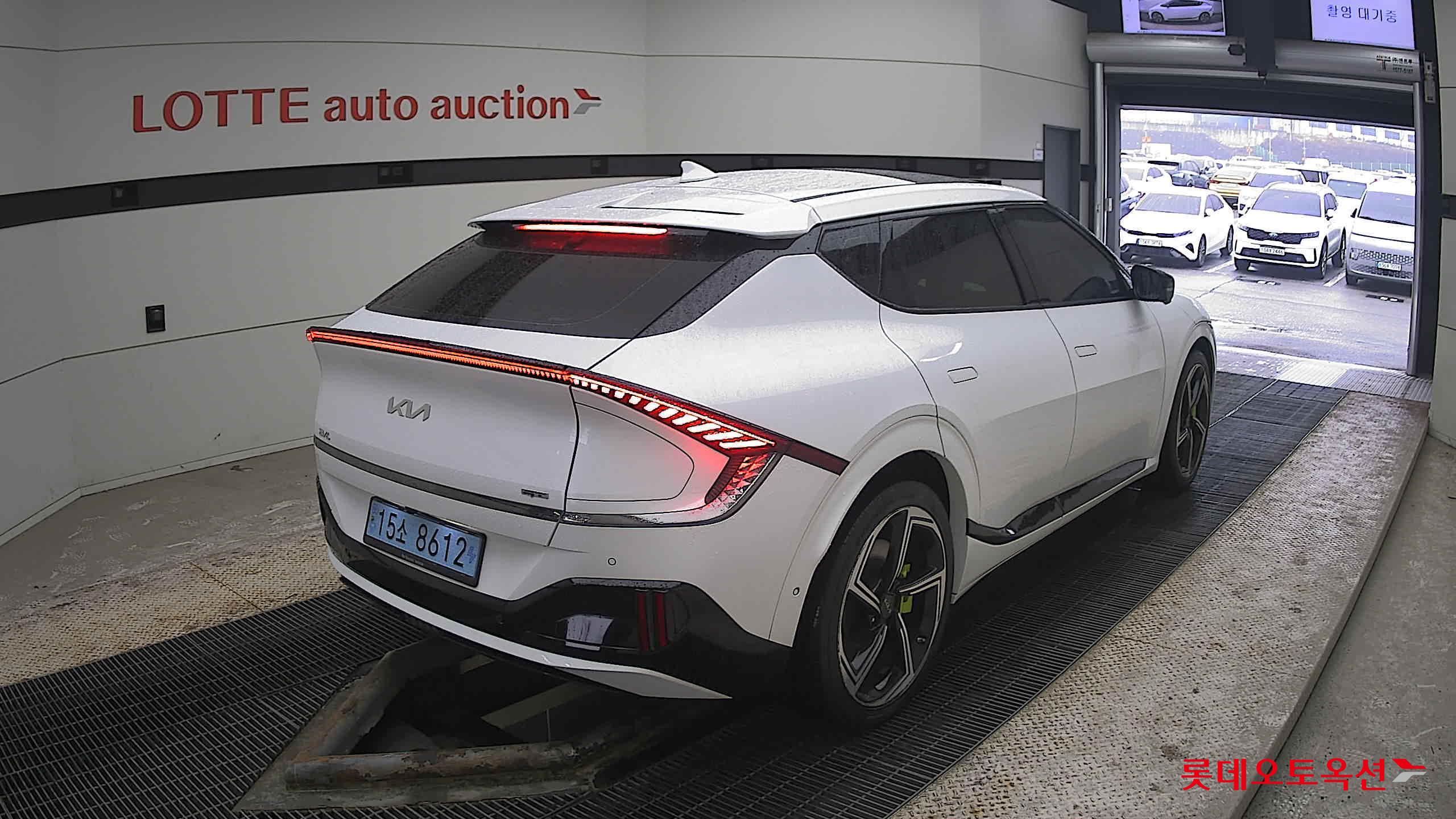 Kia EV6 GT 2023 Белый из Кореи, фото 4