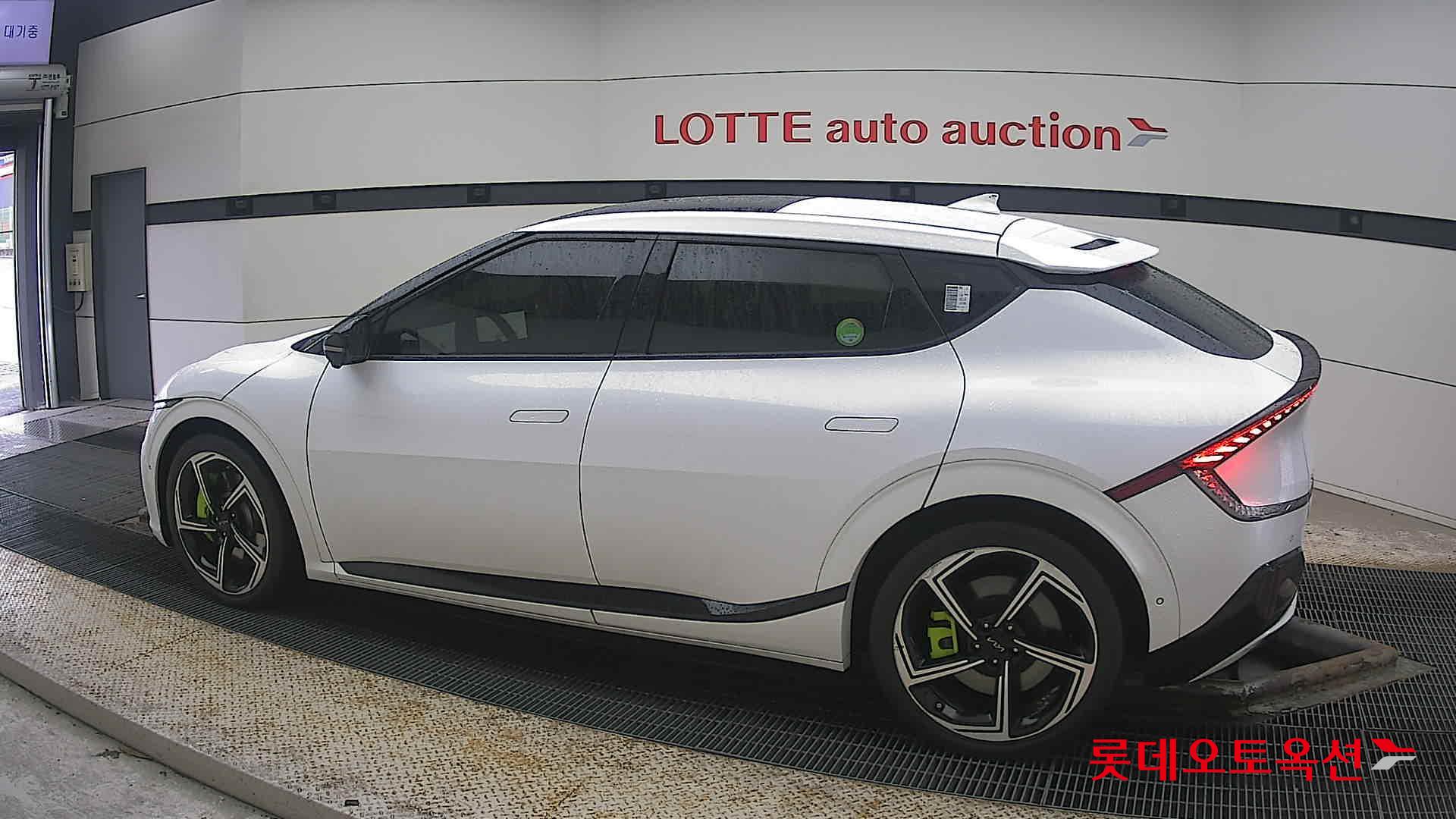 Kia EV6 GT id 3809930 из Кореи 11