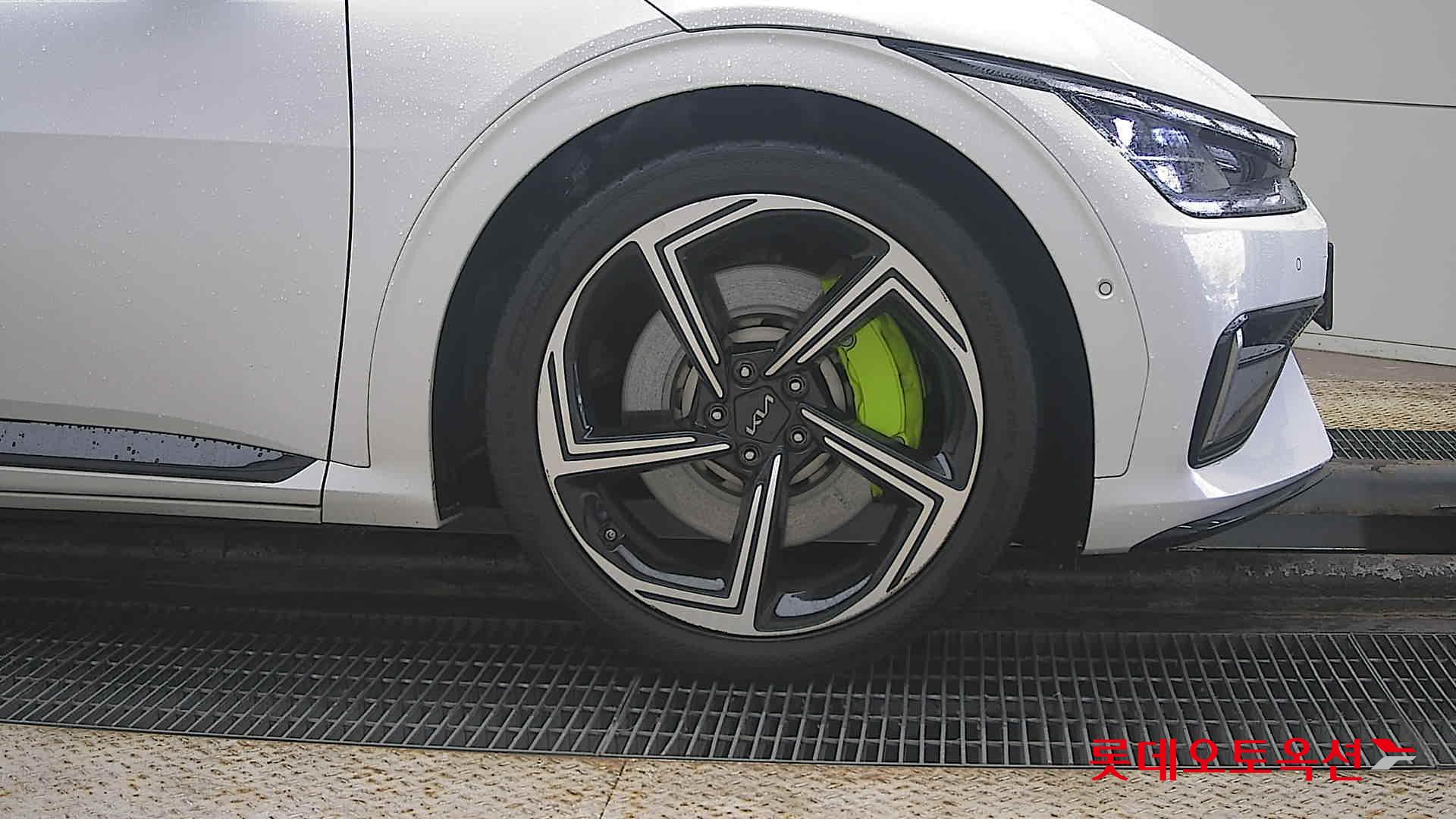 Kia EV6 GT id 3809930 из Кореи 23