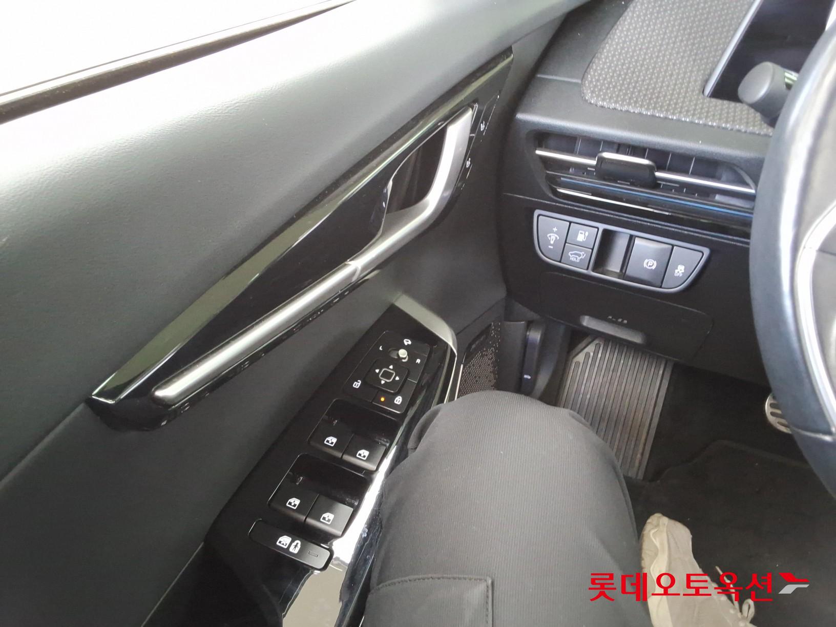 Kia EV6 id 3803771 из Кореи 28