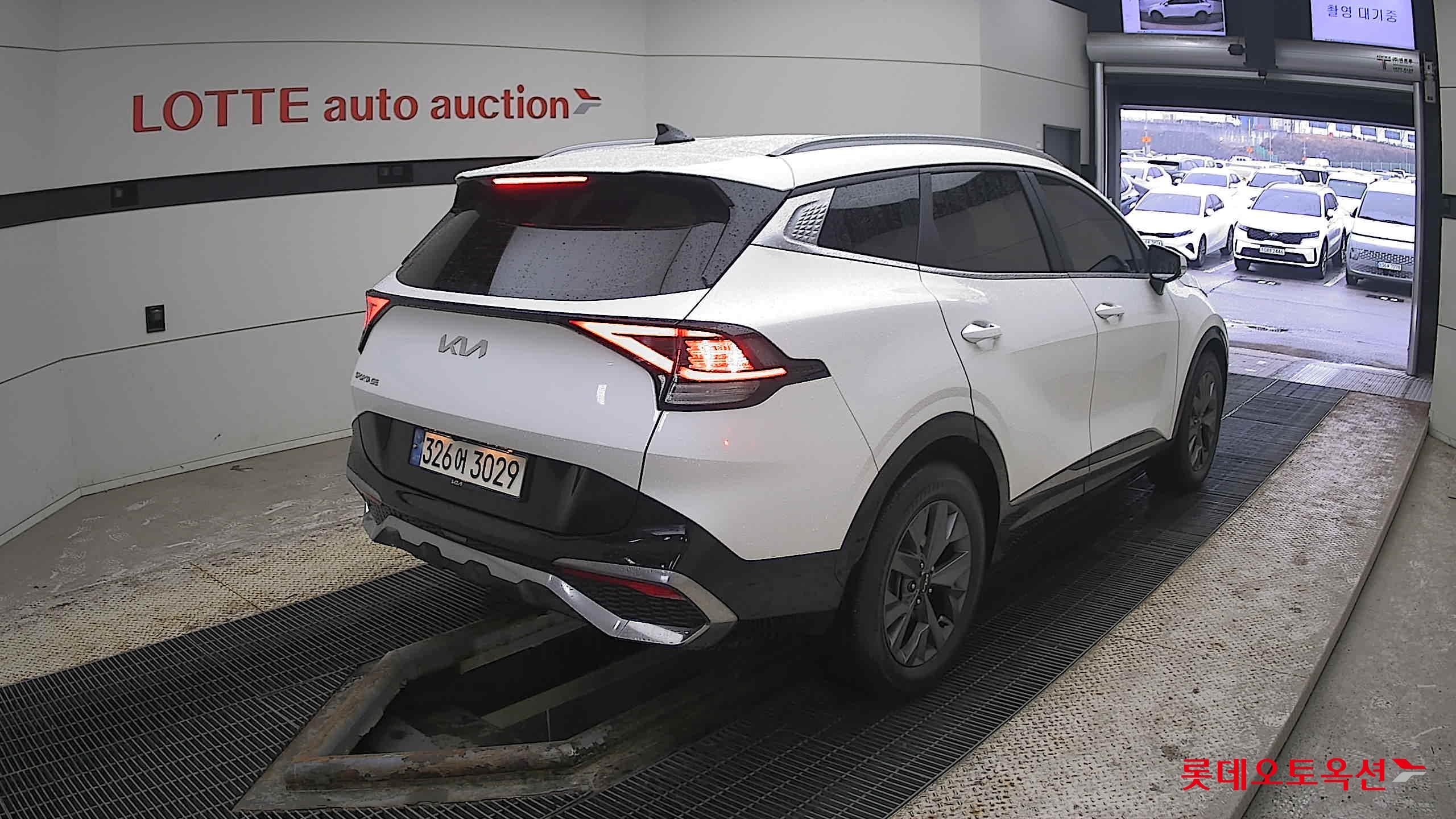 Kia Sportage 2022 Белый из Кореи, фото 4