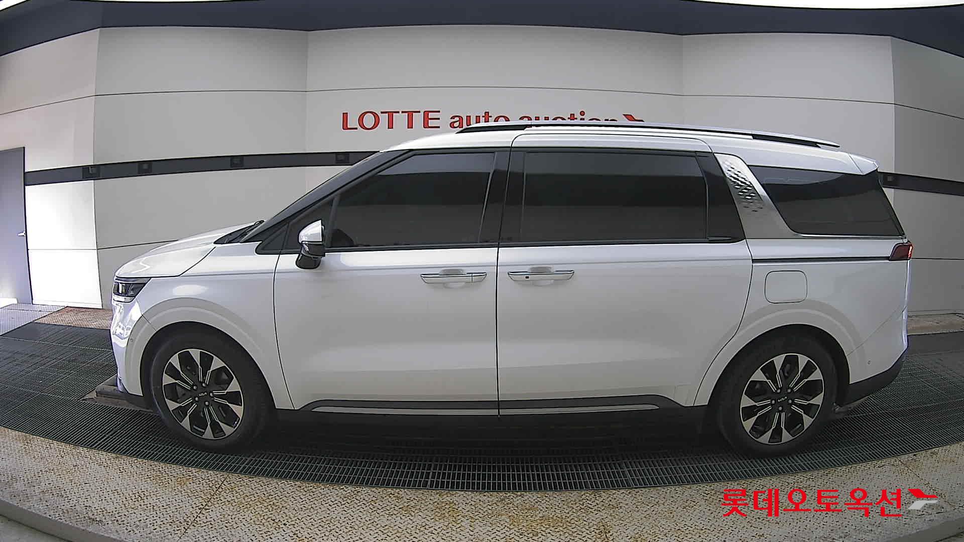 Kia Carnival Limousine id 3816442 из Кореи 7