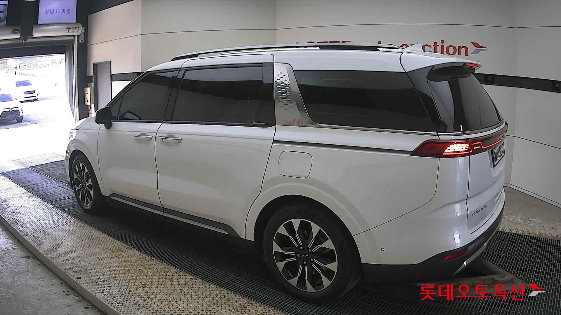 Kia Carnival Limousine id 3816442 из Кореи 10