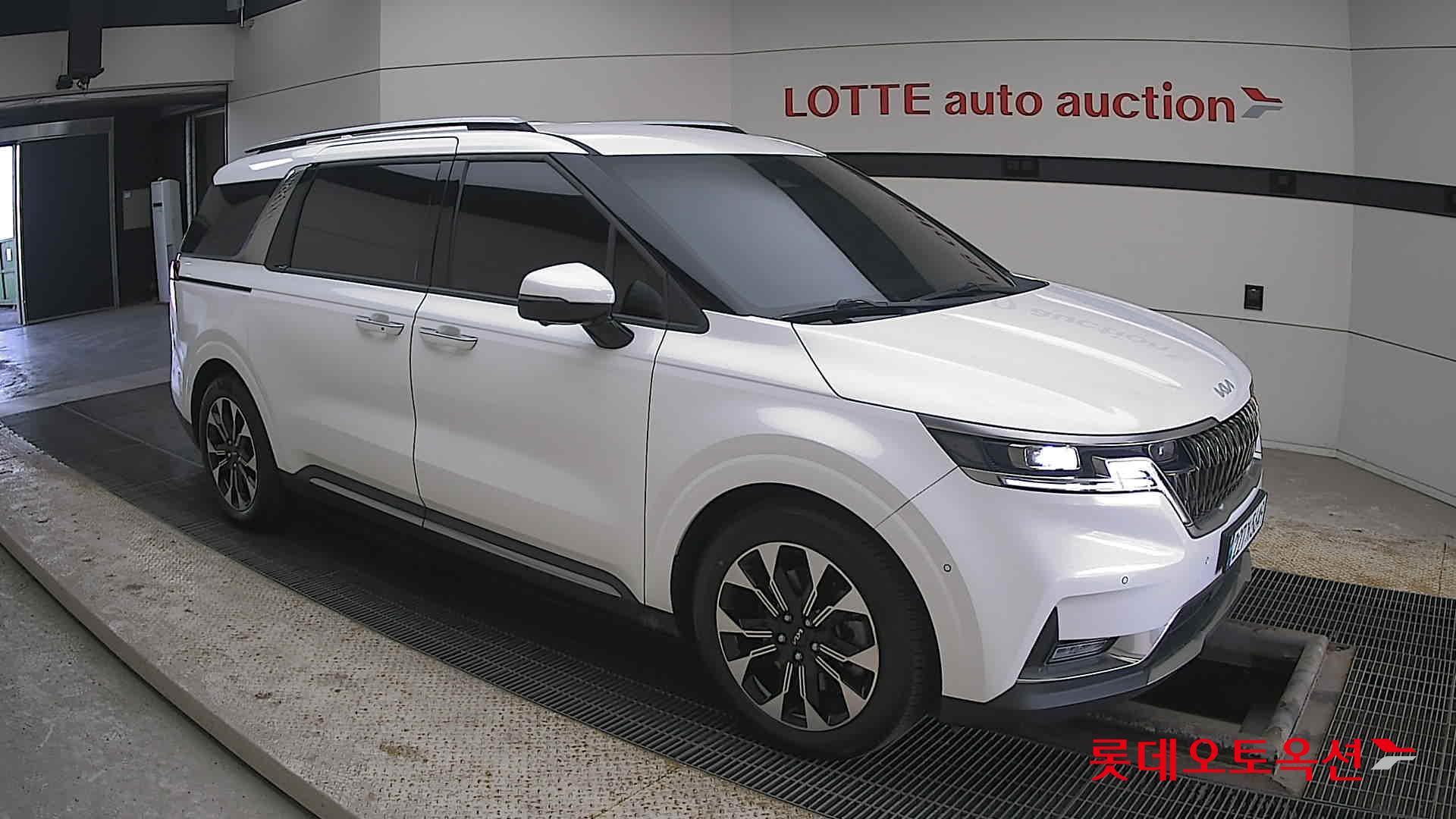 Kia Carnival Limousine id 3816442 из Кореи 16