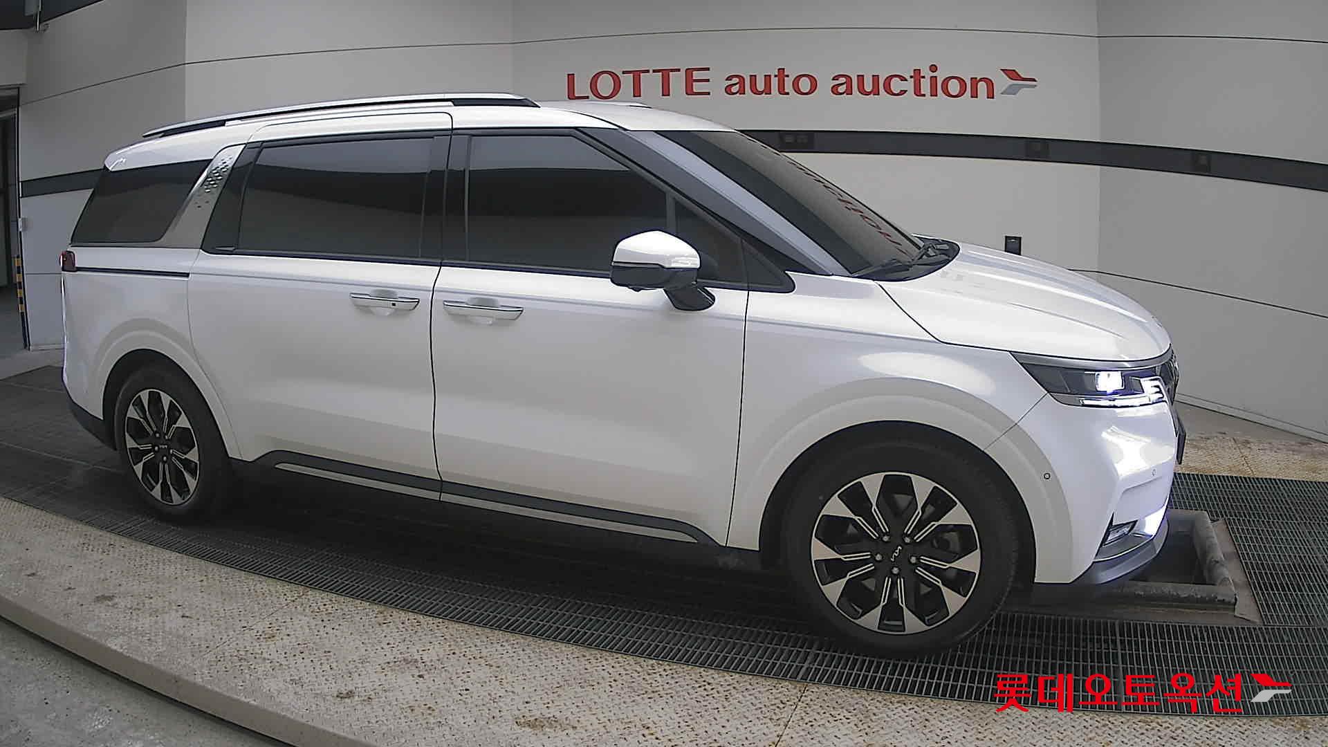 Kia Carnival Limousine id 3816442 из Кореи 17