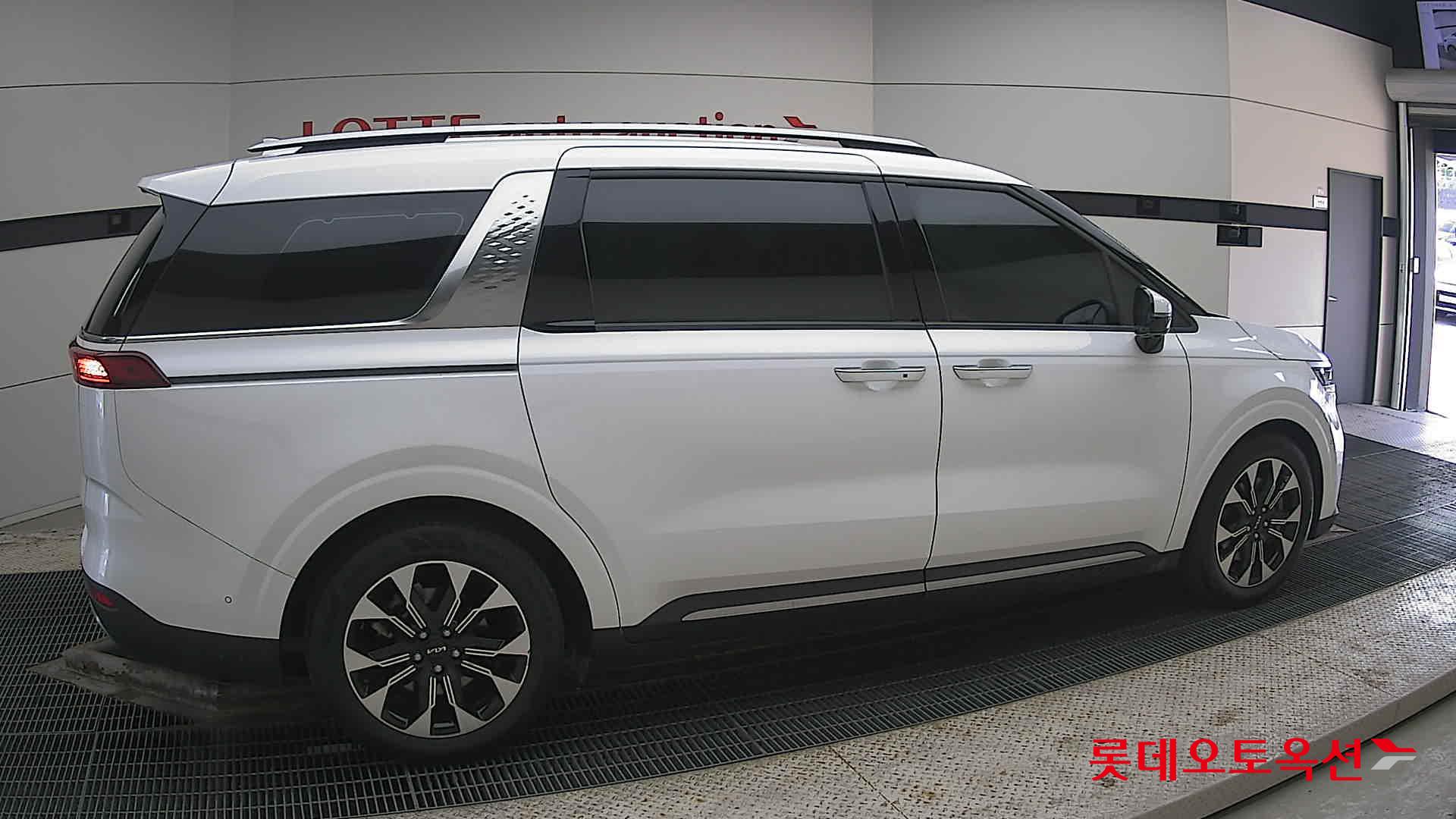 Kia Carnival Limousine id 3816442 из Кореи 18