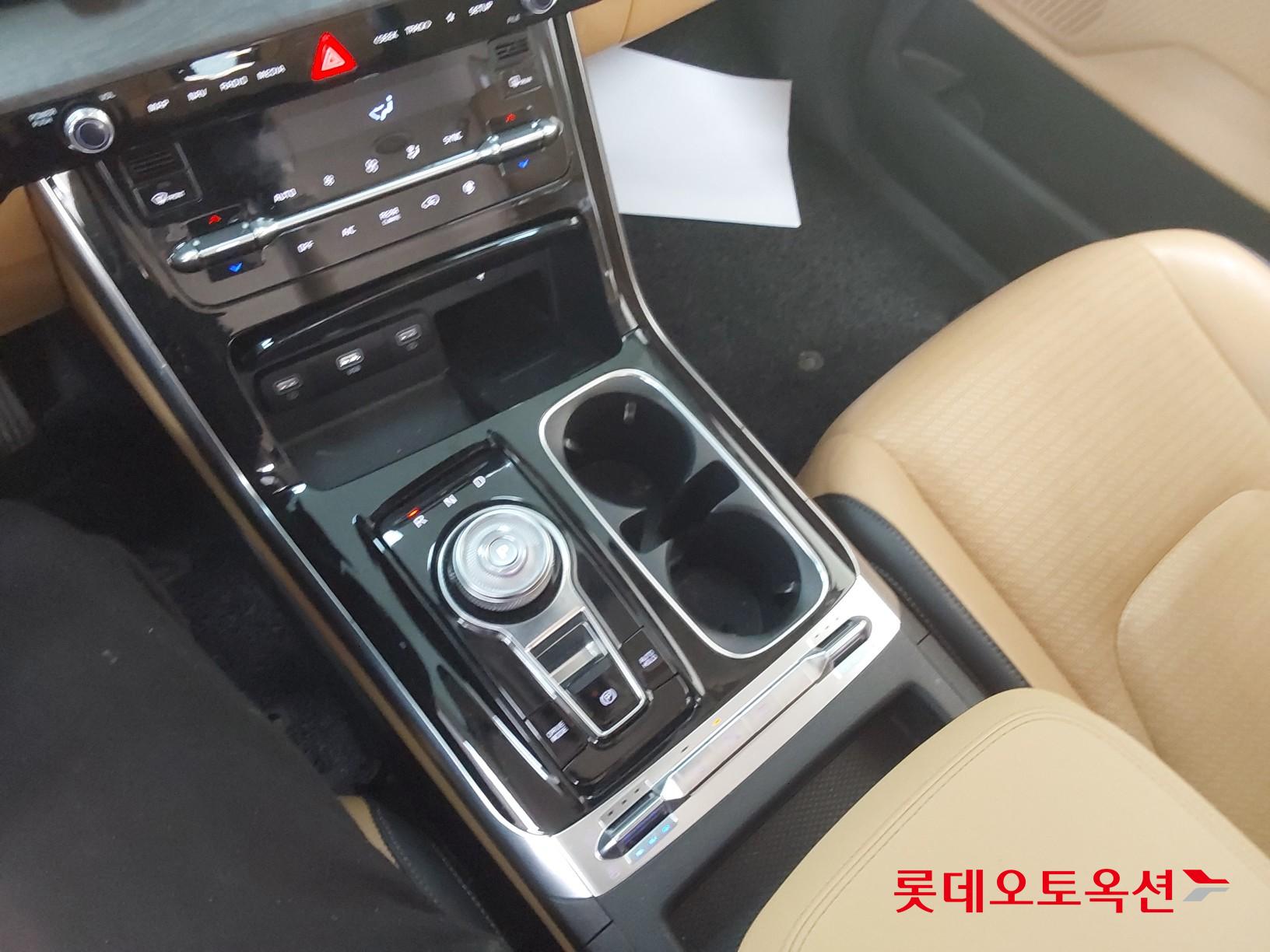 Kia Carnival Limousine id 3816442 из Кореи 33