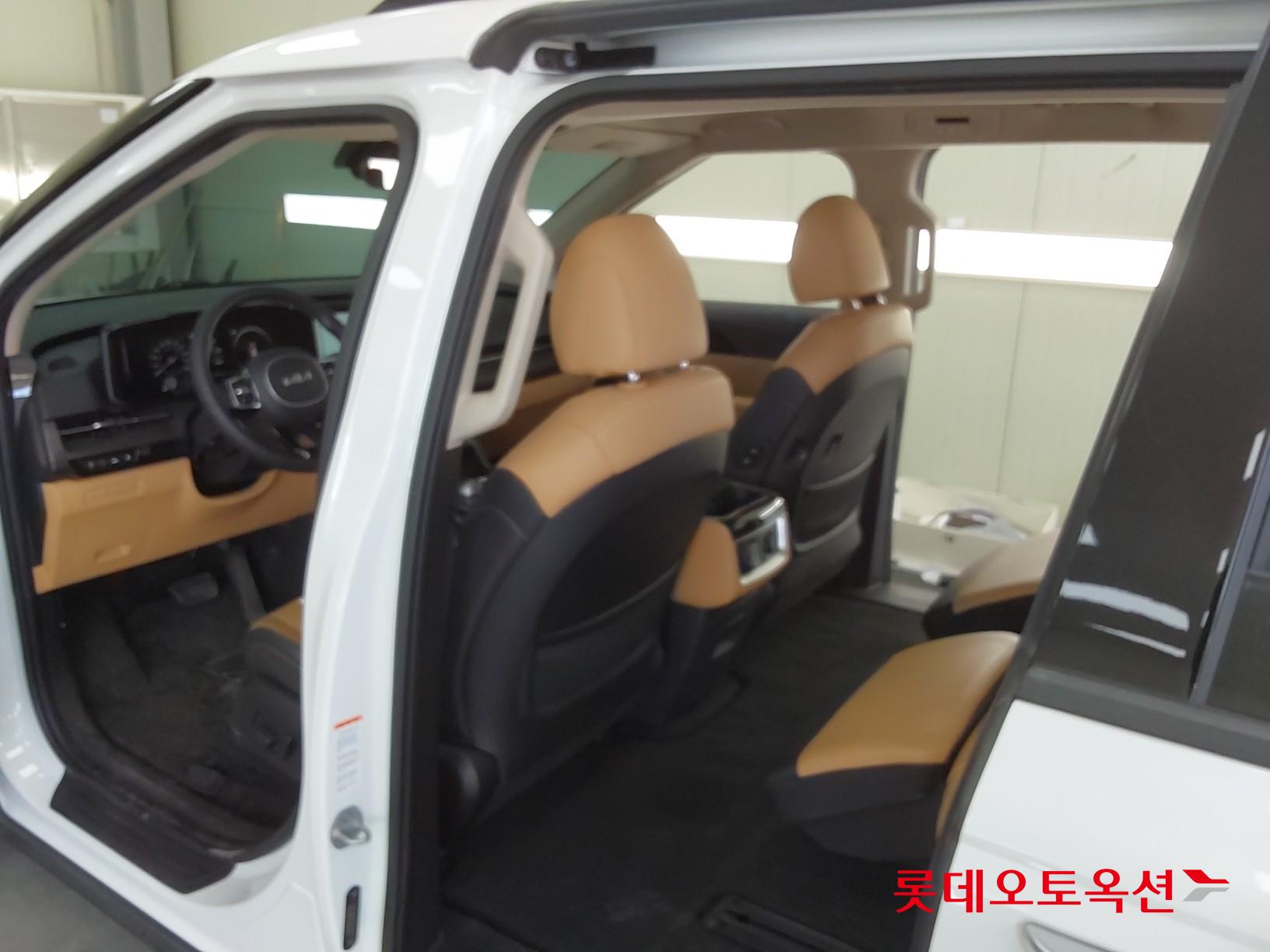 Kia Carnival Limousine id 3816442 из Кореи 36