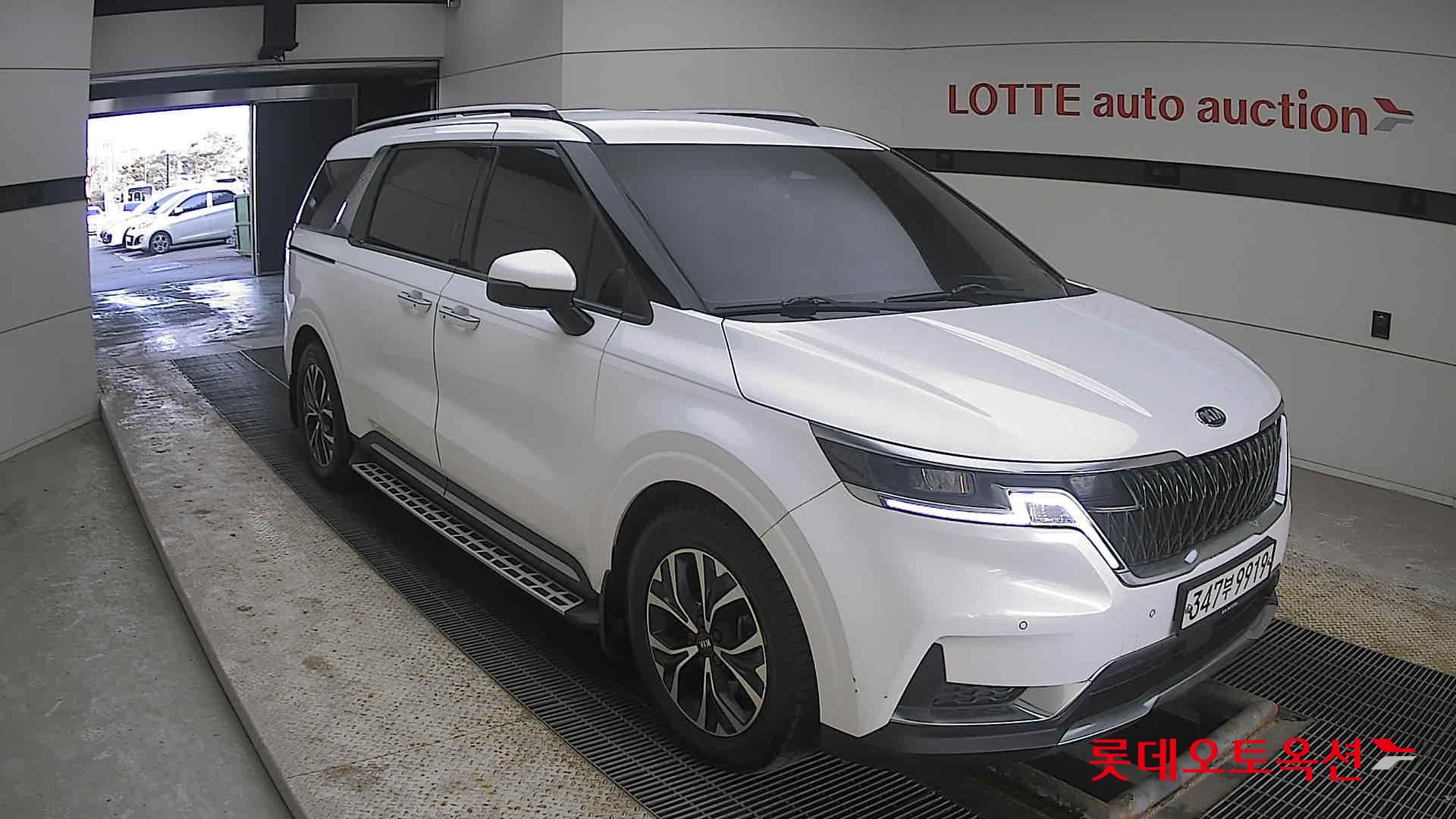 Kia Carnival 2021 Белый из Кореи, фото 2