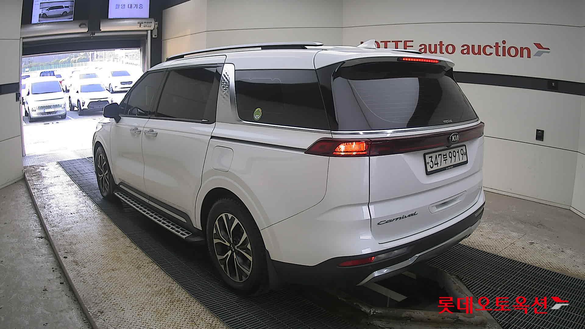 Kia Carnival 2021 Белый из Кореи, фото 6