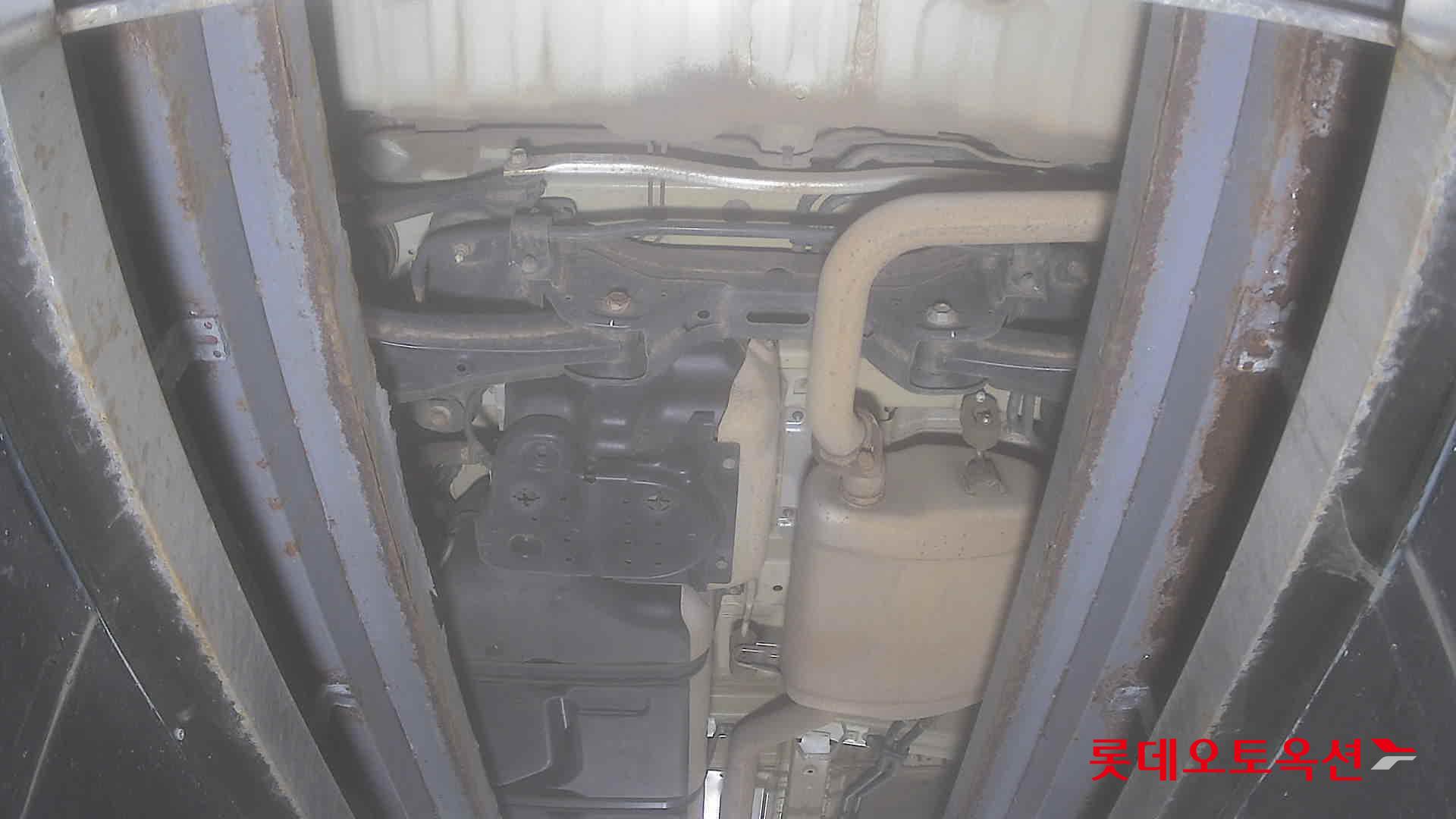 Kia Carnival id 3809985 из Кореи 27