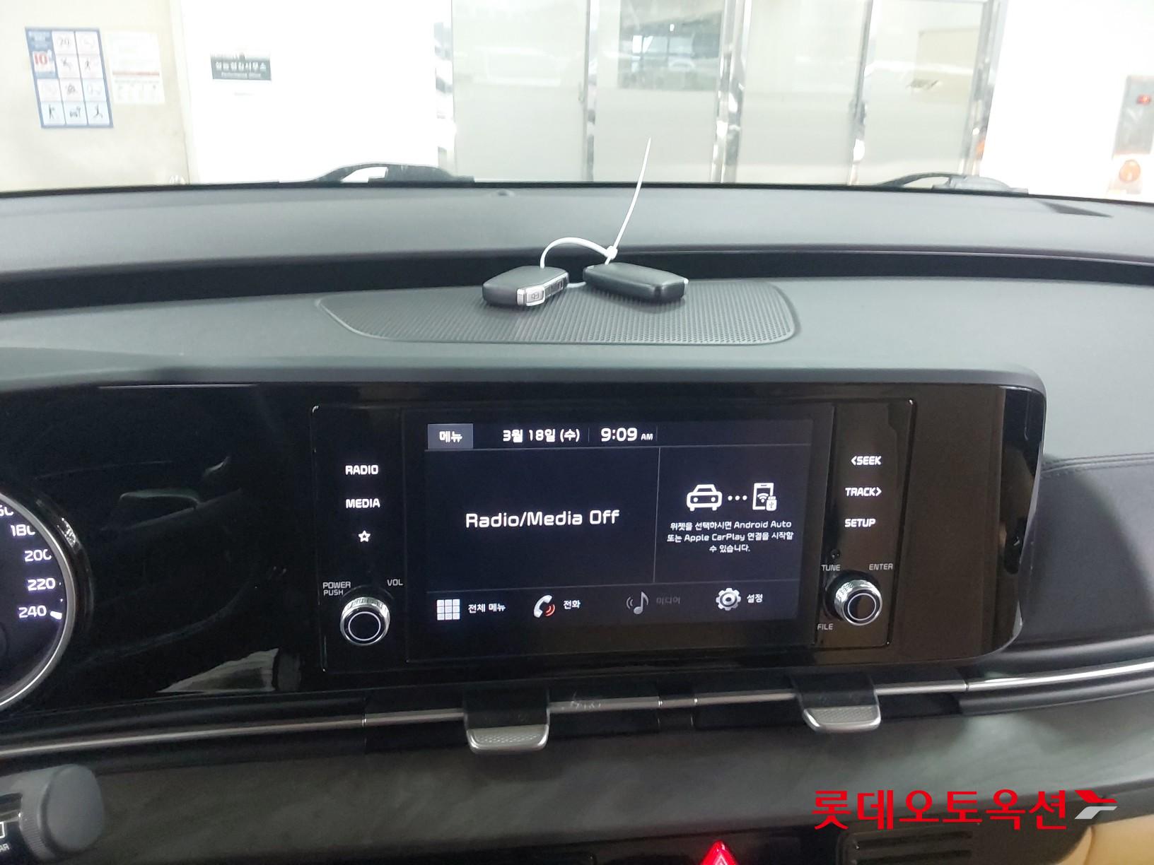 Kia Carnival id 3809985 из Кореи 30