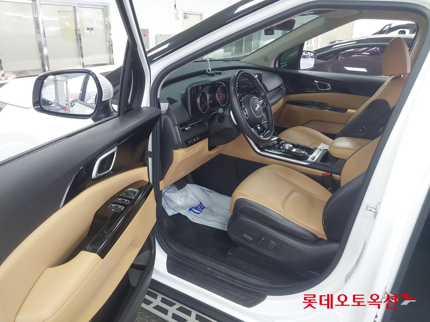 Kia Carnival id 3809985 из Кореи 35