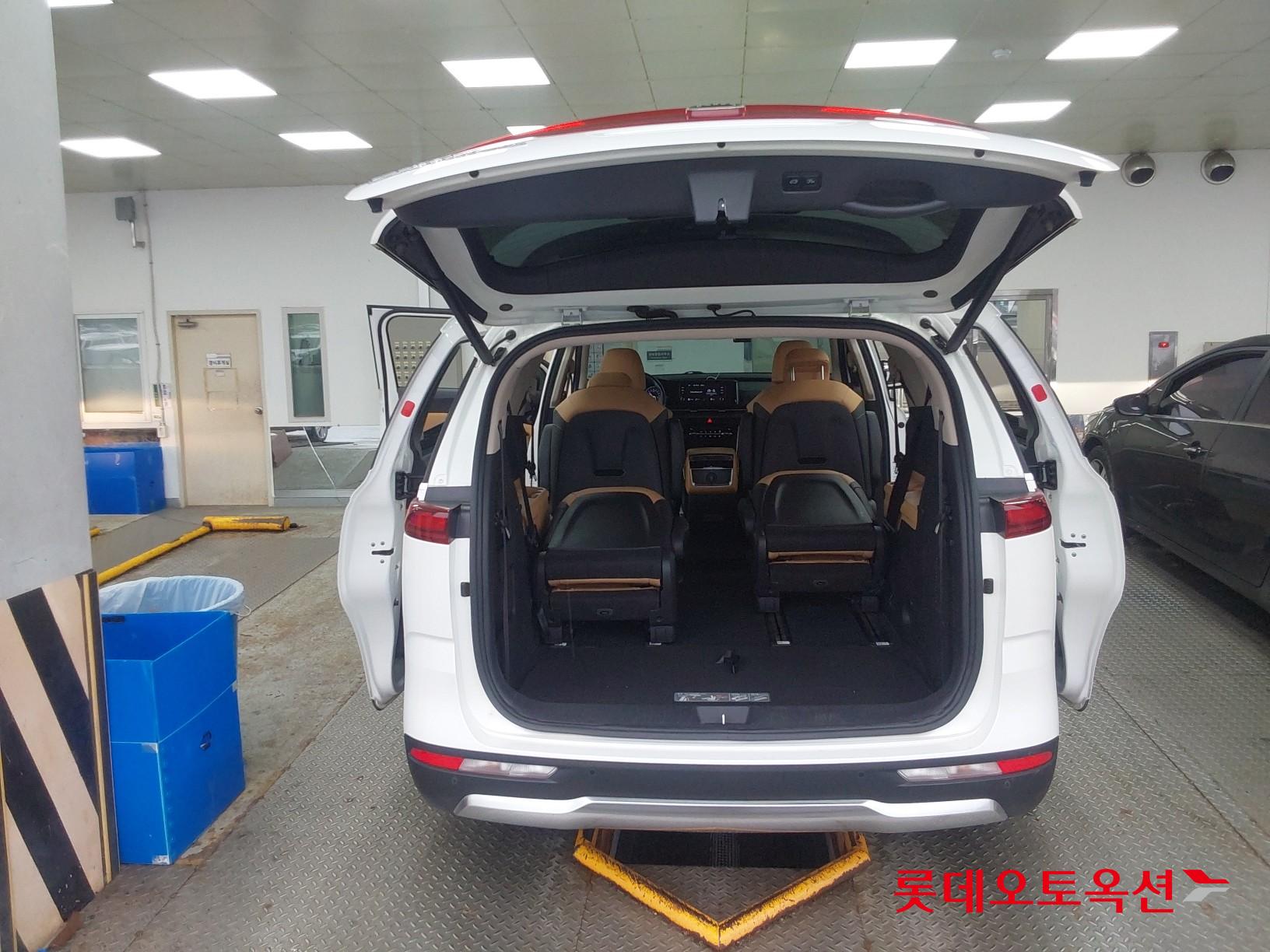 Kia Carnival id 3809985 из Кореи 37