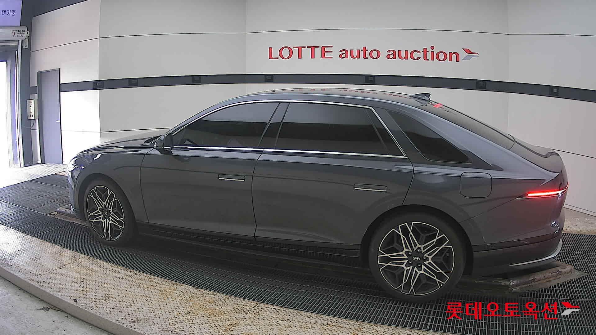 Hyundai Grandeur Hybrid id 3837080 из Кореи 11