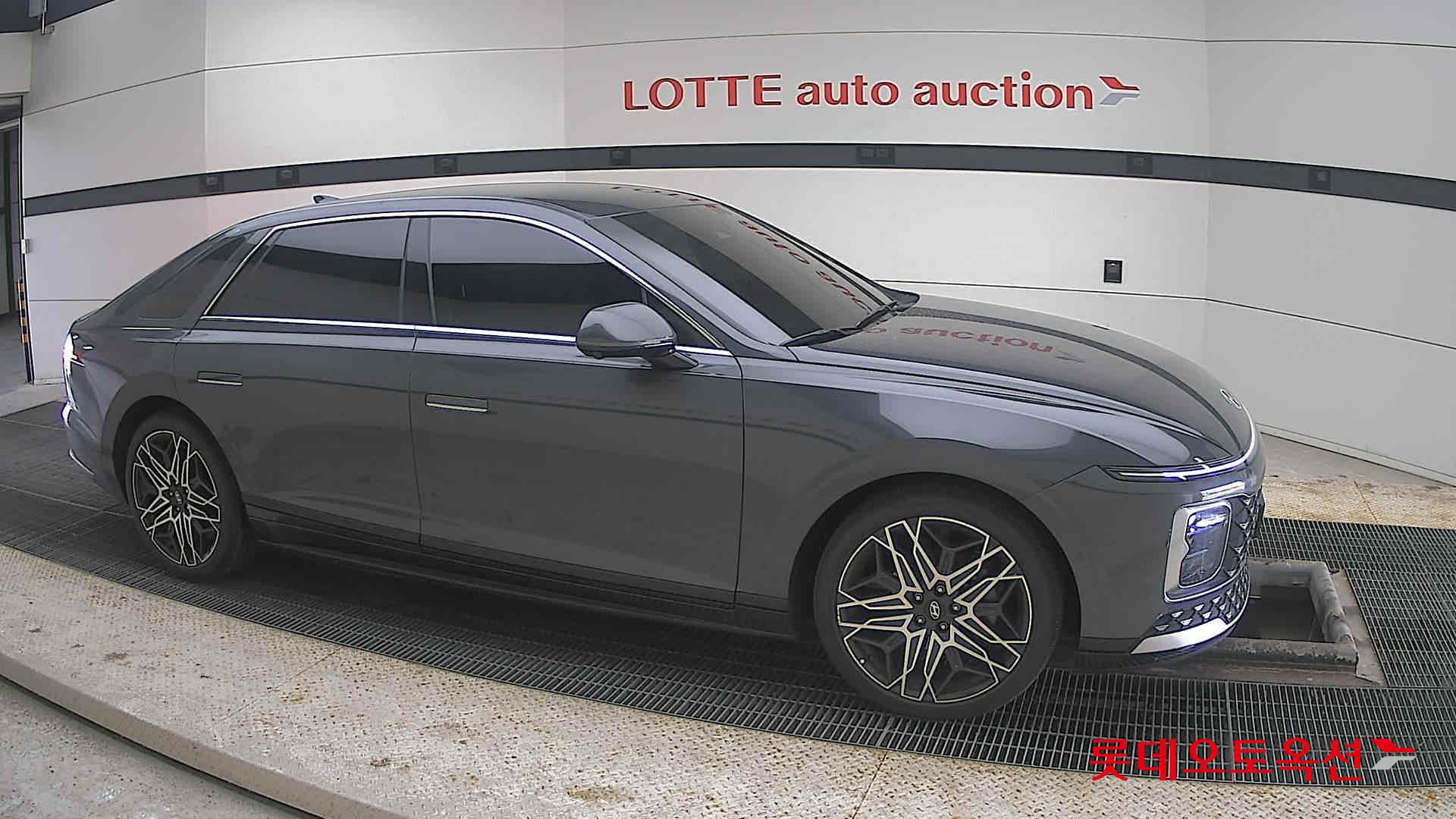 Hyundai Grandeur Hybrid id 3837080 из Кореи 17