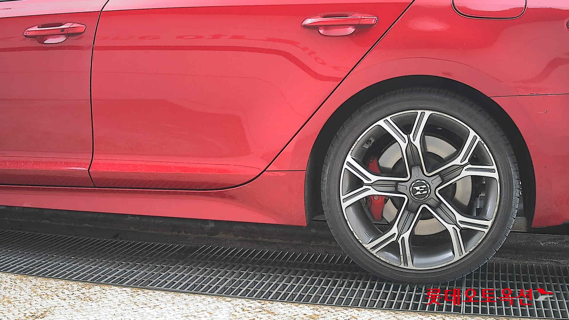 Kia Stinger id 3822974 из Кореи 22