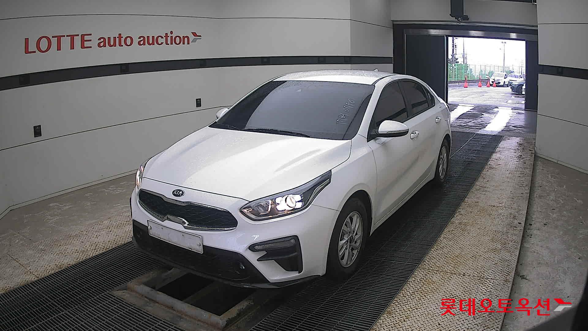 Kia K3 2019 Белый из Кореи