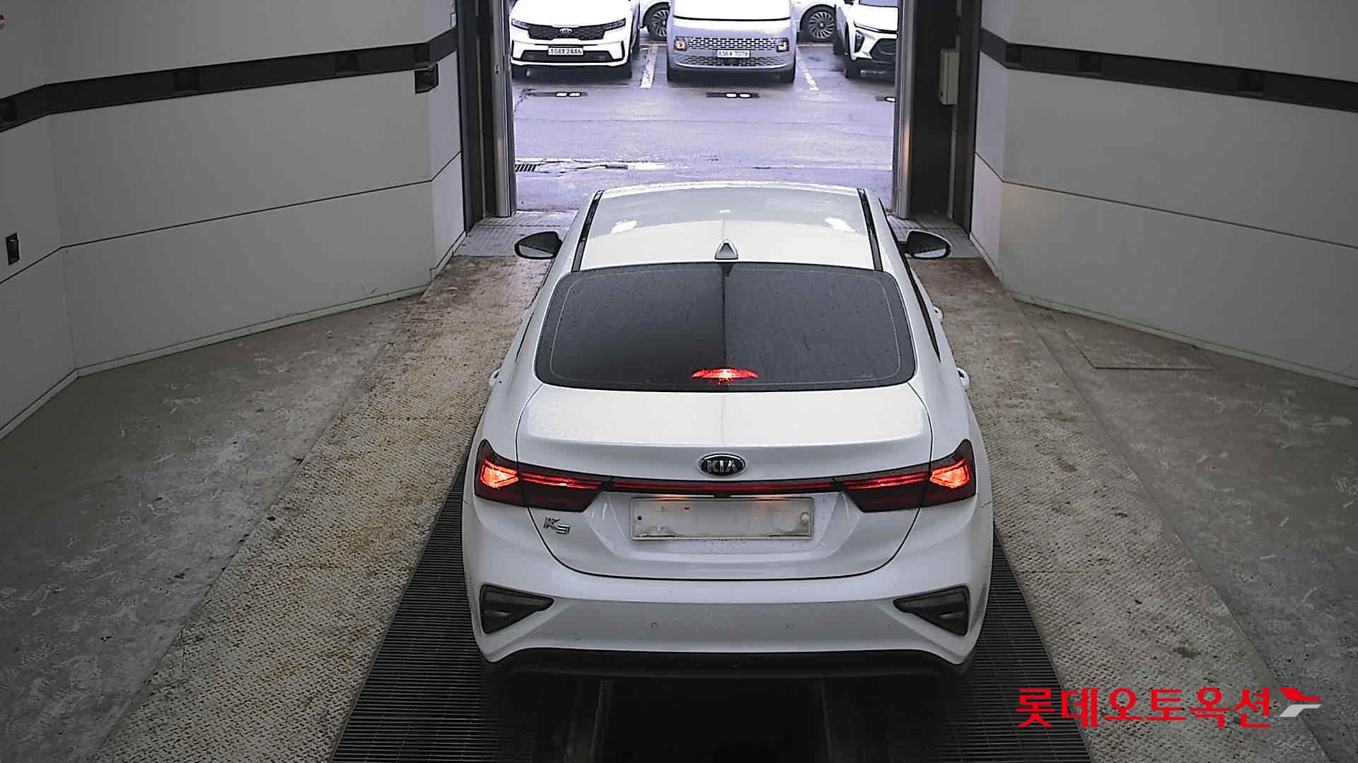 Kia K3 2019 Белый из Кореи, фото 5