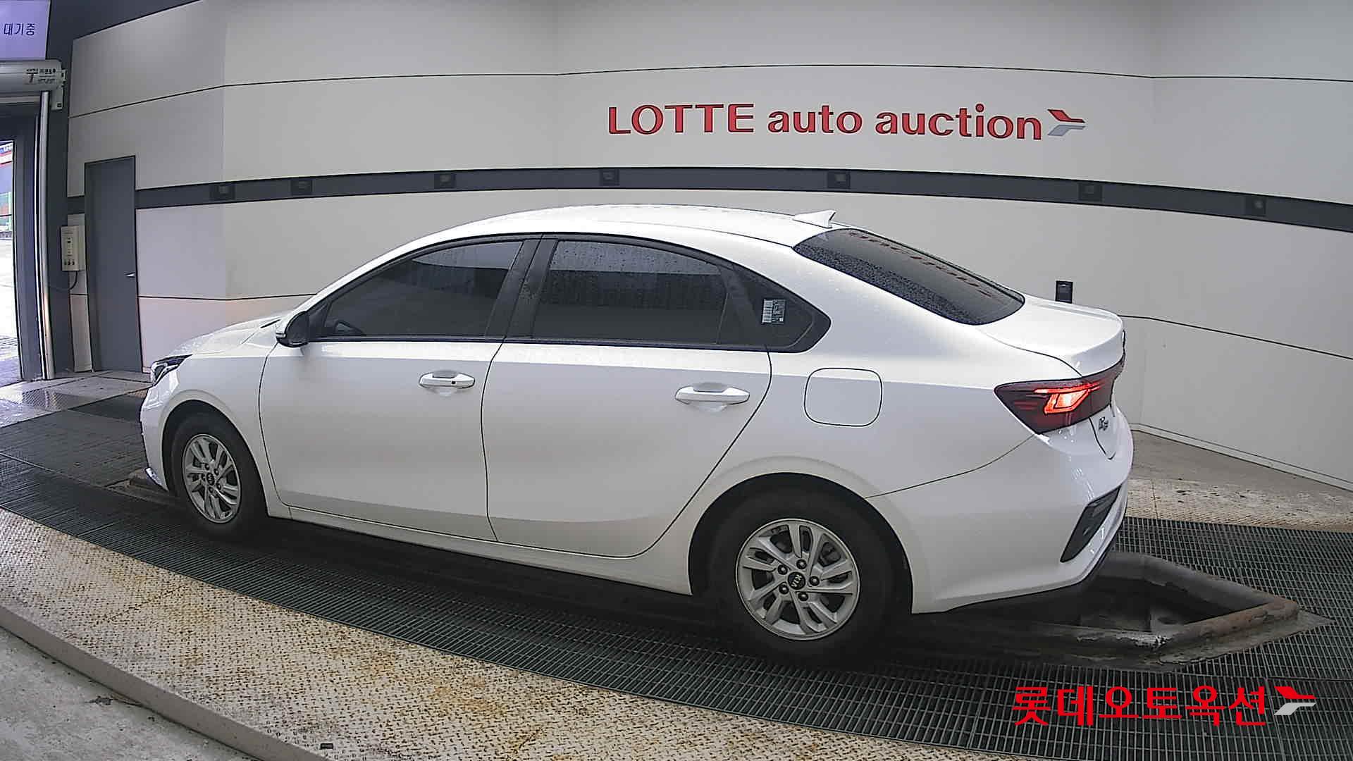 Kia K3 id 3809990 из Кореи 11