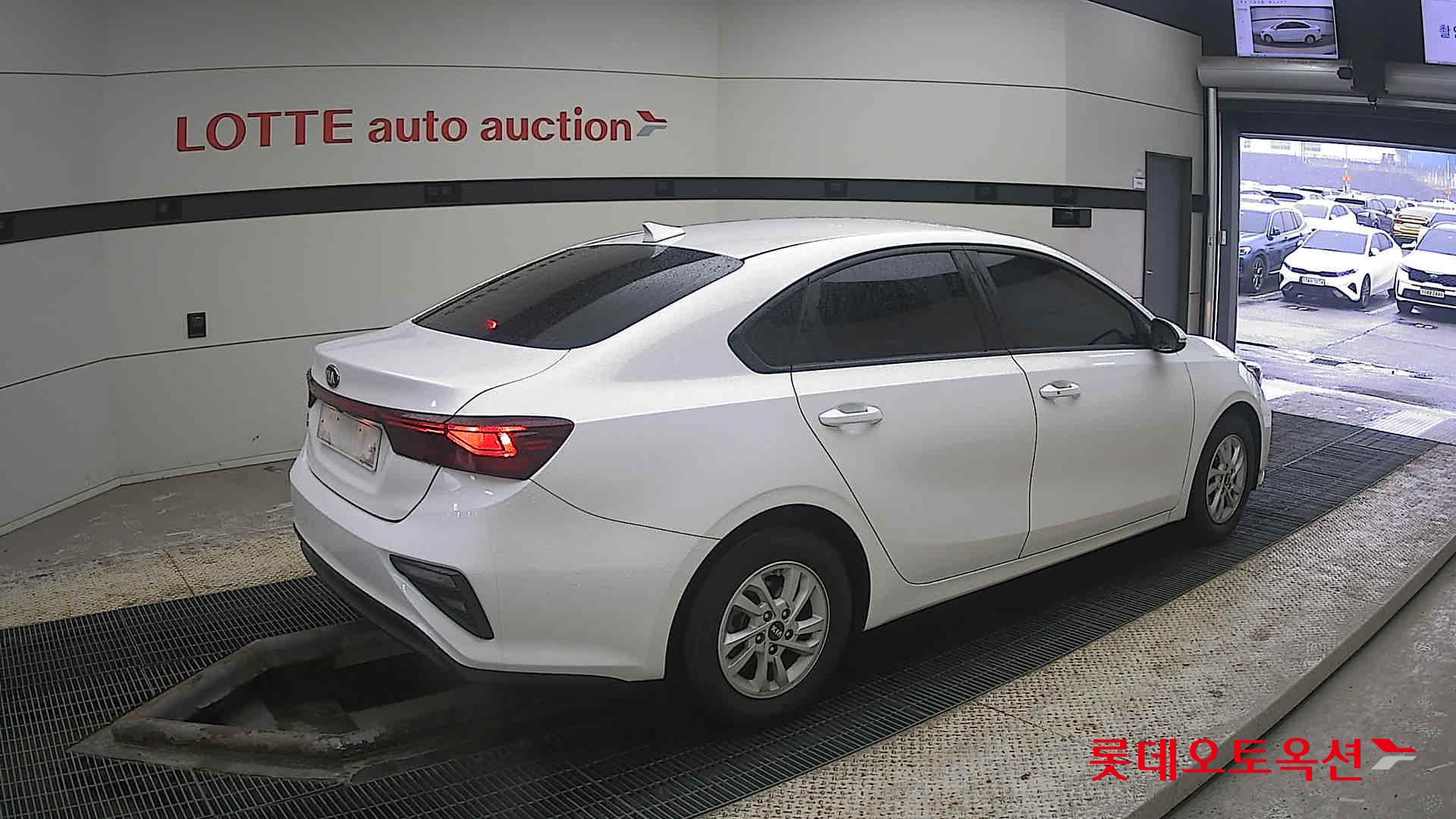 Kia K3 id 3809990 из Кореи 19