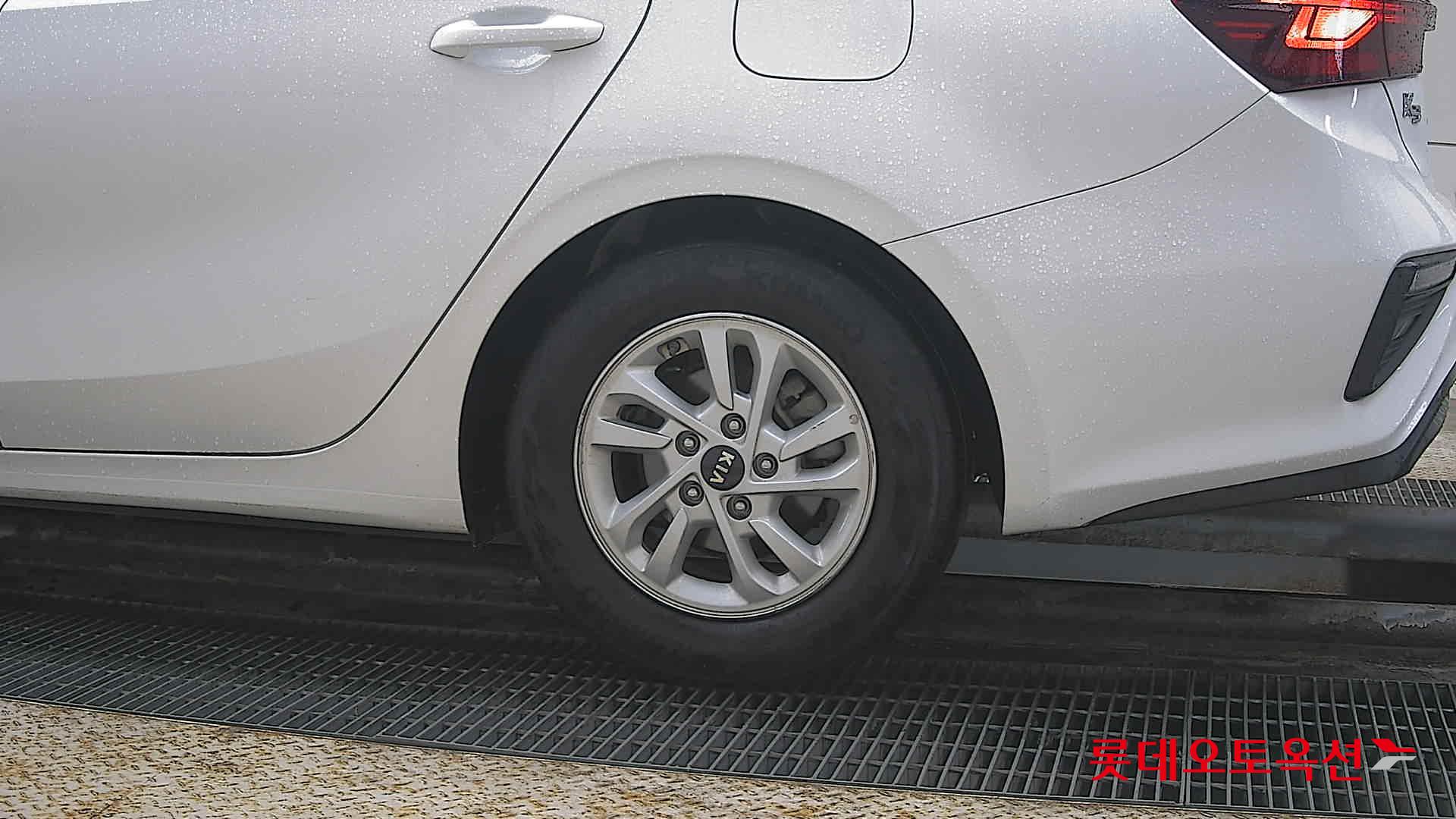 Kia K3 id 3809990 из Кореи 22