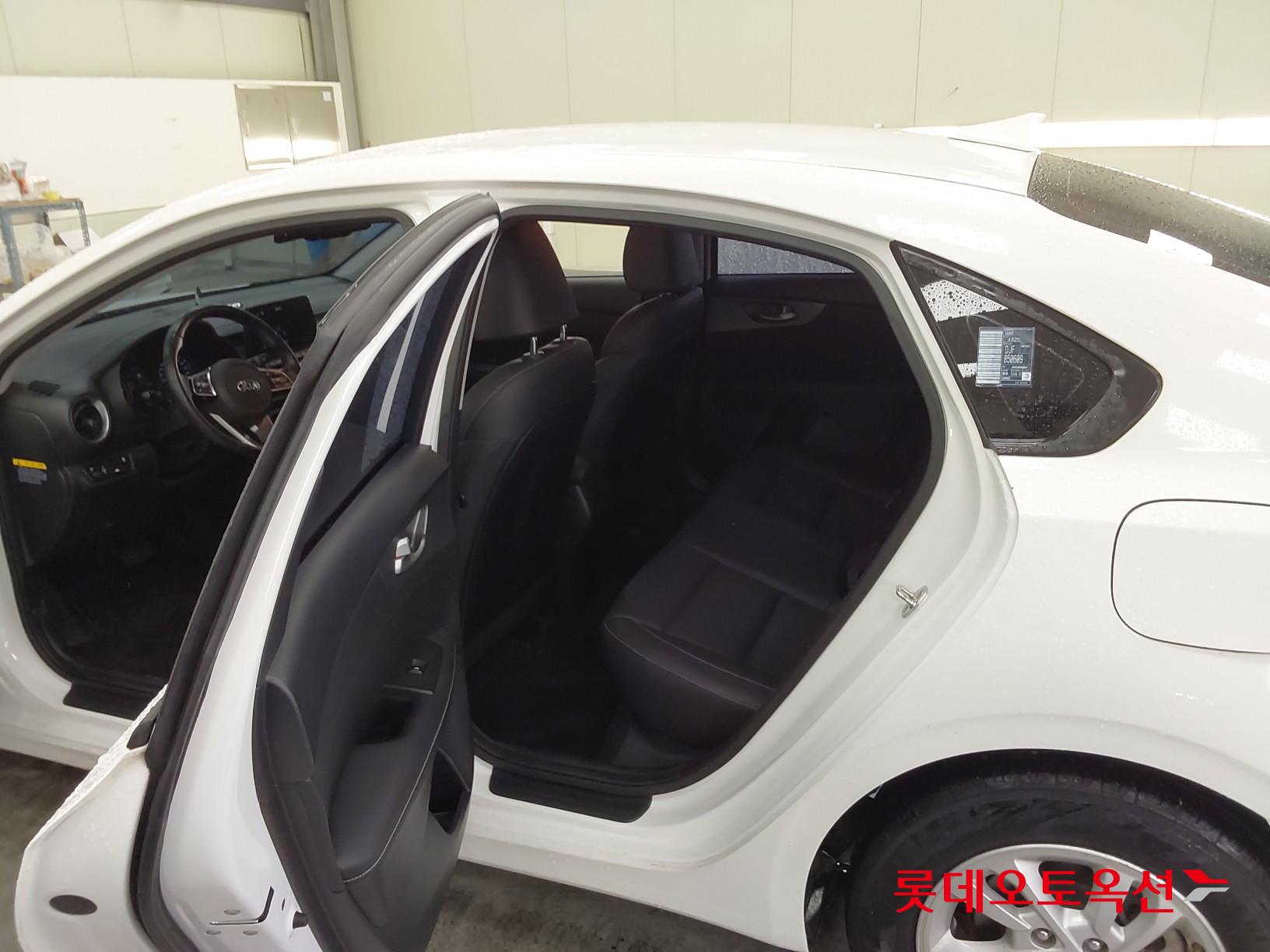 Kia K3 id 3809990 из Кореи 37