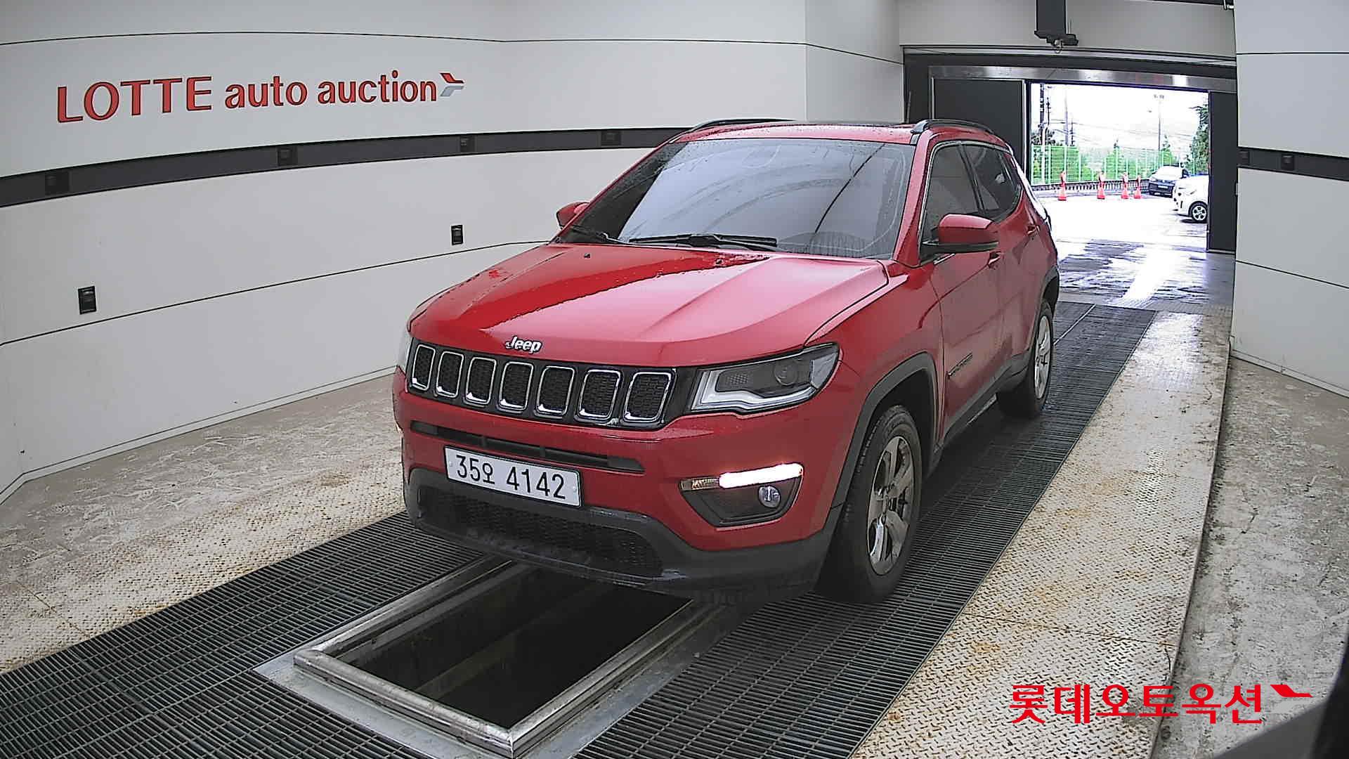 Chrysler Jeep Compass - 10
