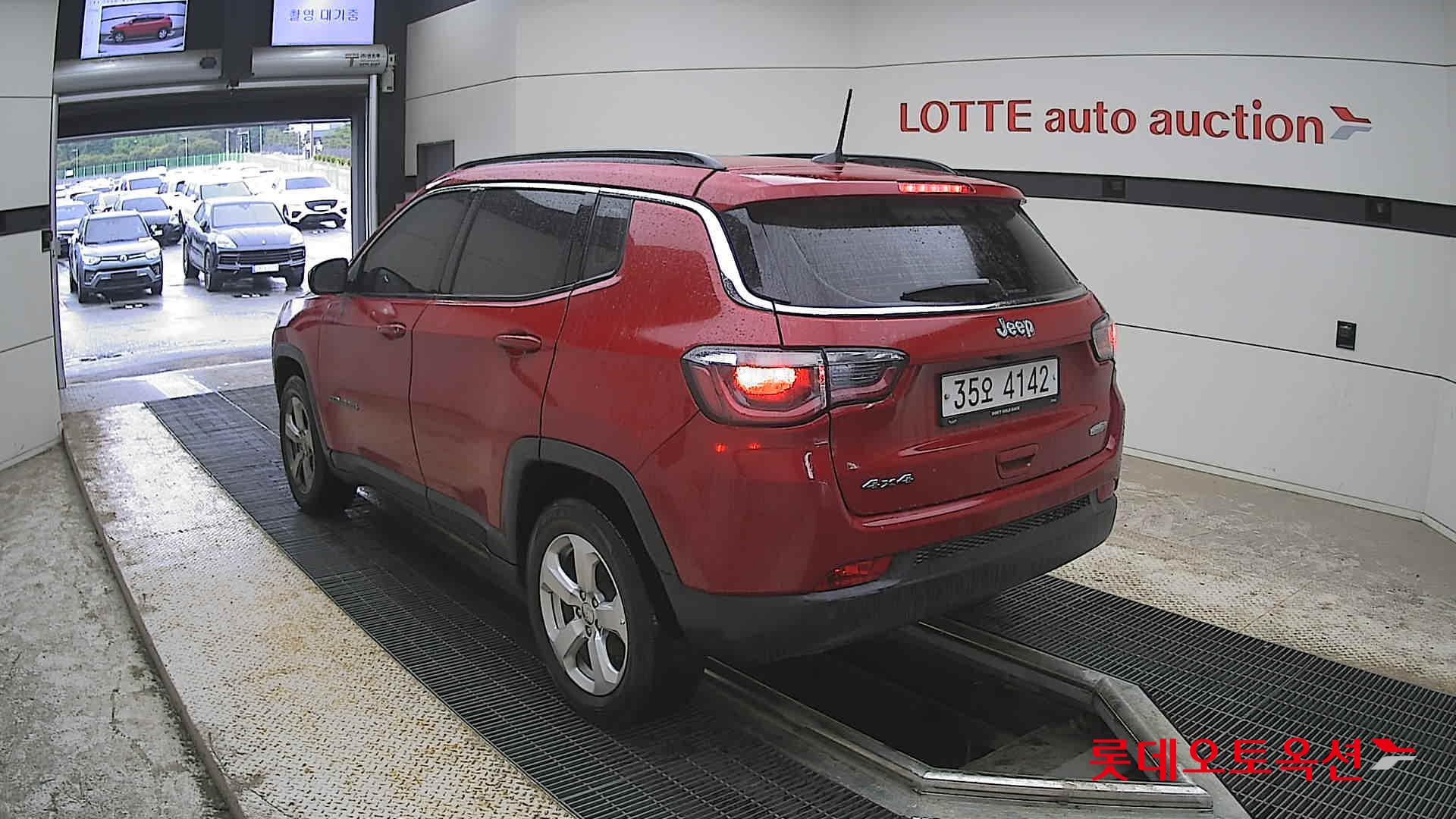 Chrysler Jeep Compass - 4