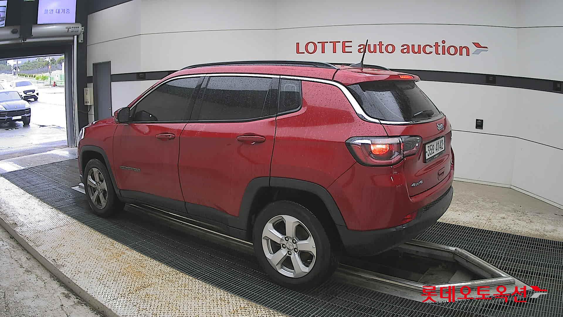 Chrysler Jeep Compass - 15