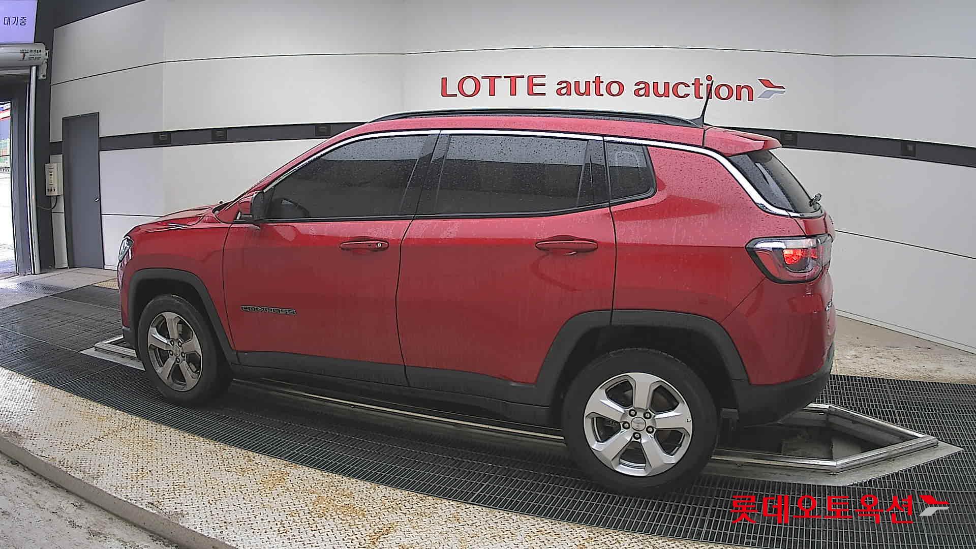 Chrysler Jeep Compass - 14