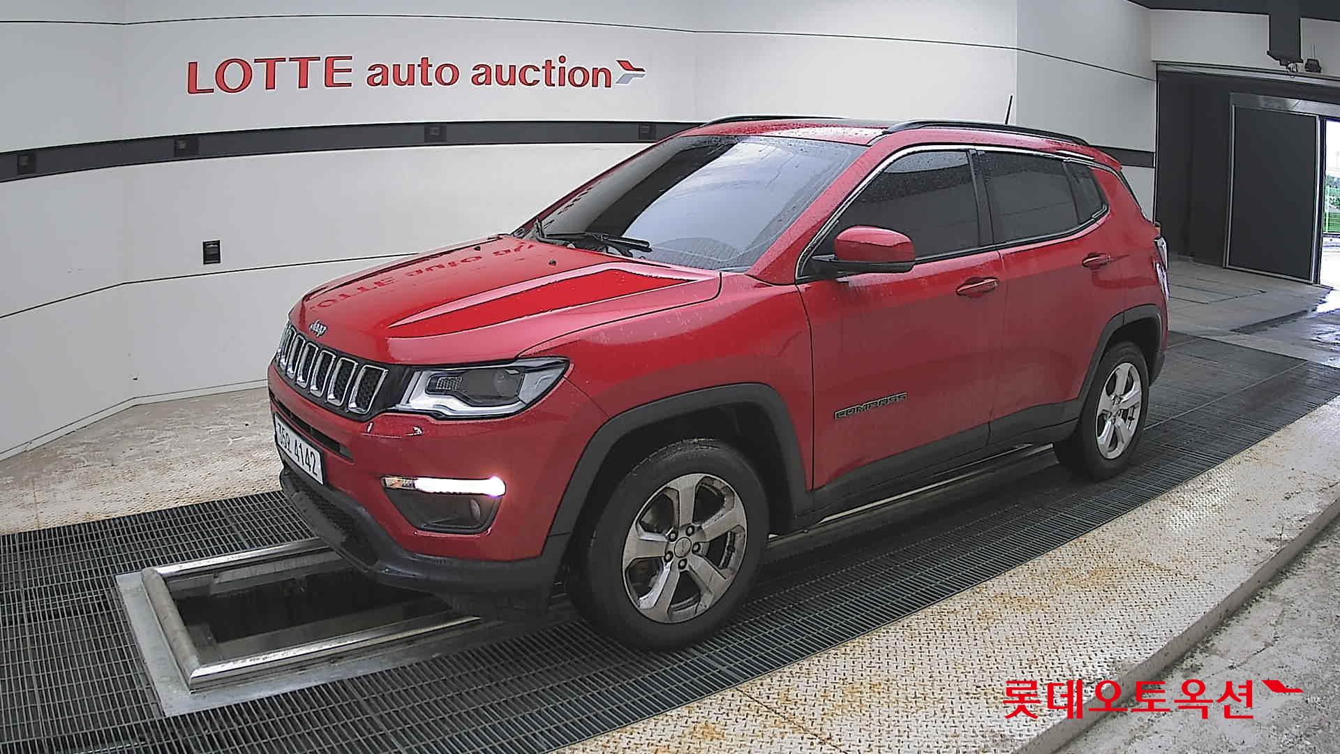 Chrysler Jeep Compass - 11