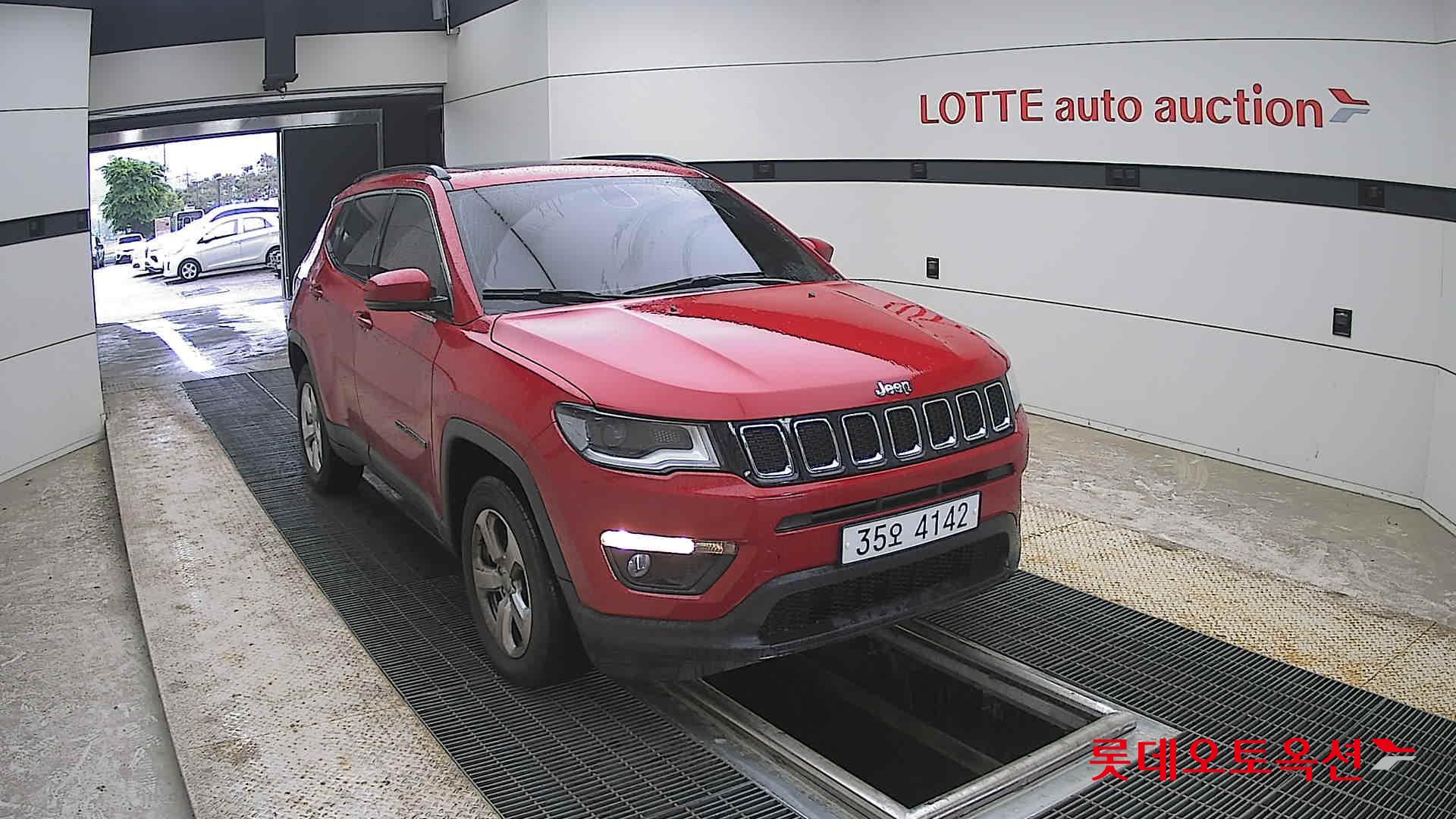 Chrysler Jeep Compass - 24