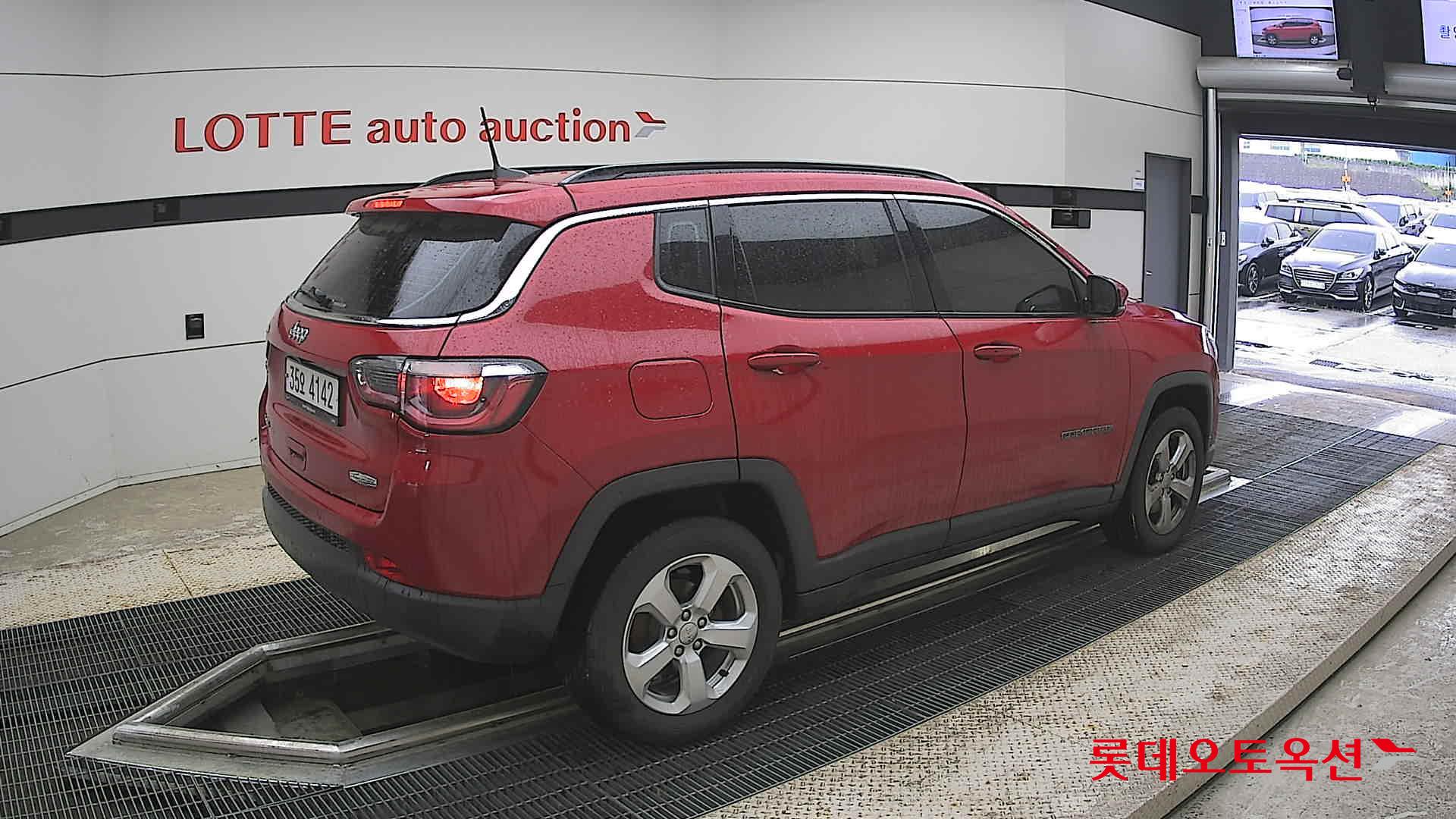 Chrysler Jeep Compass - 19