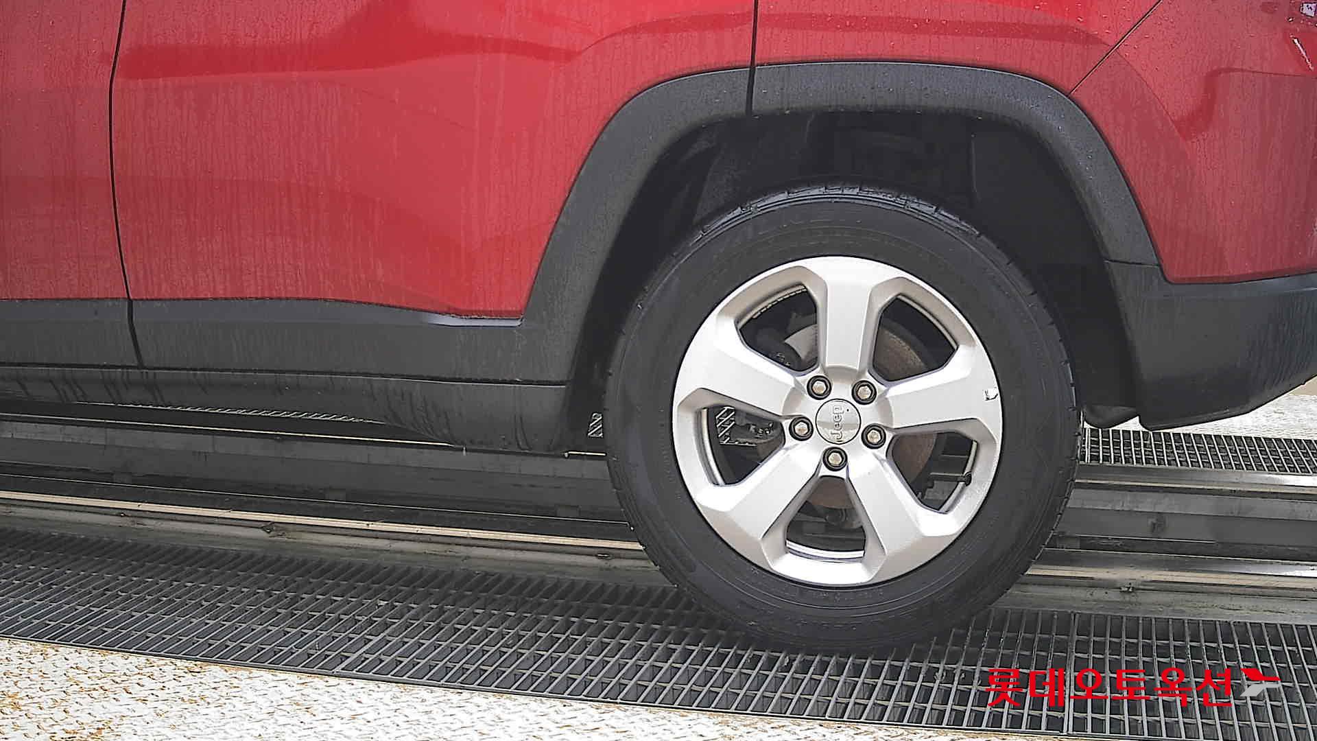 Chrysler Jeep Compass - 26