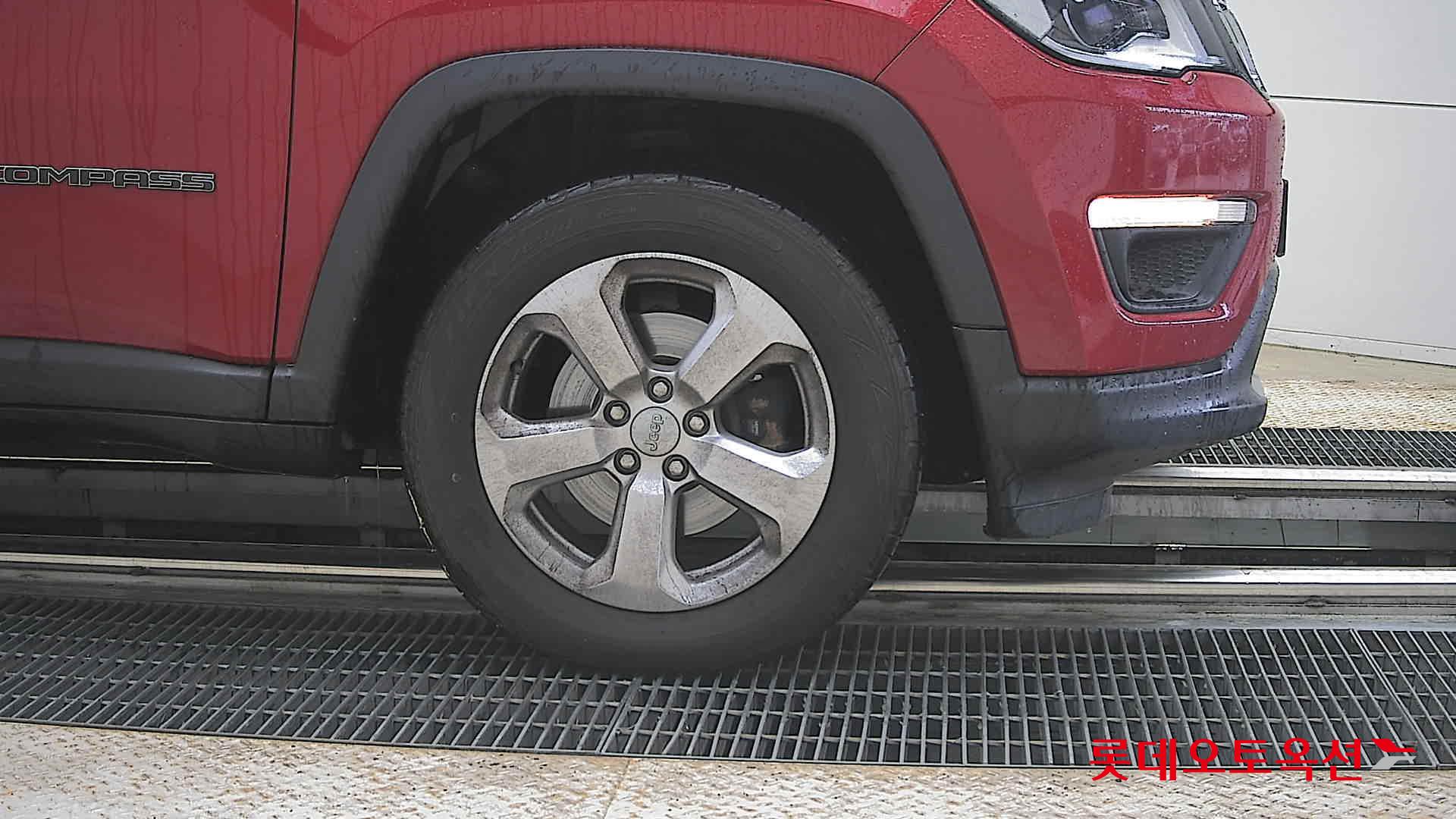 Chrysler Jeep Compass - 27