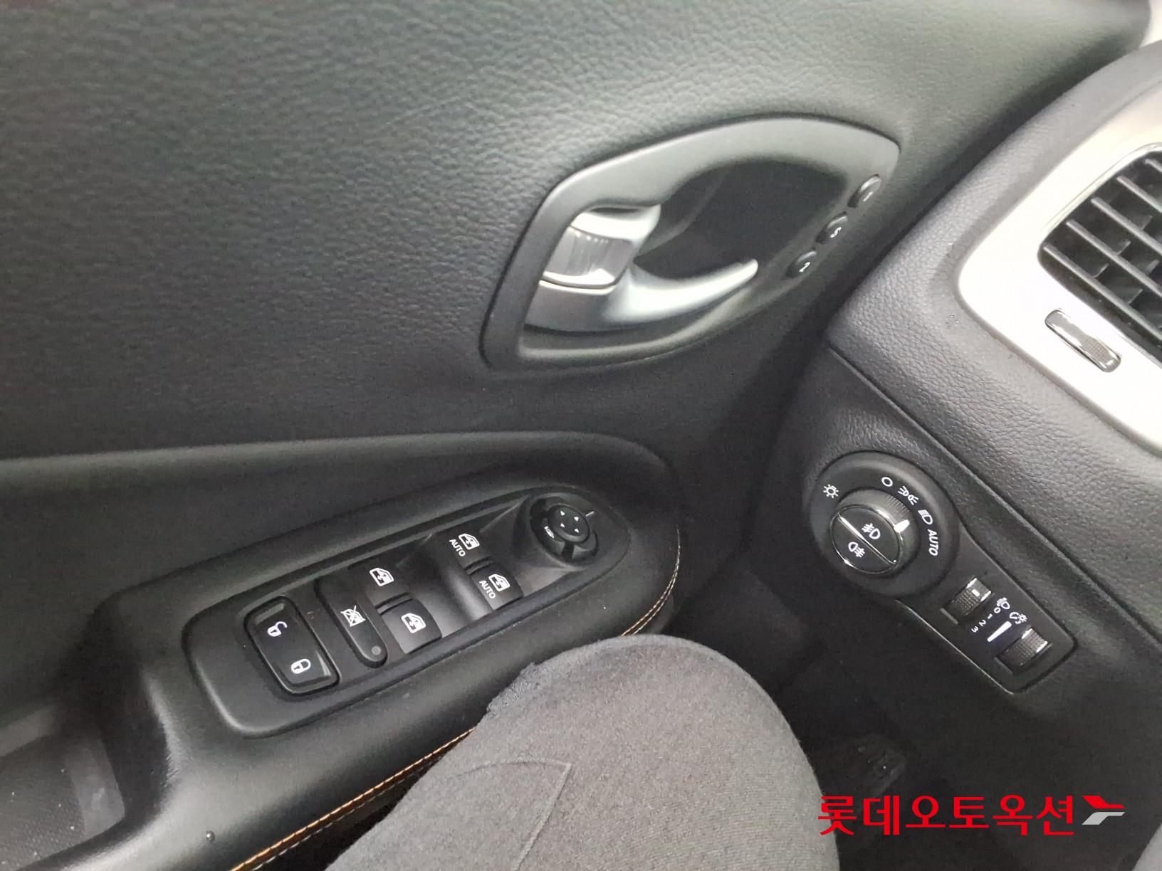 Chrysler Jeep Compass - 29