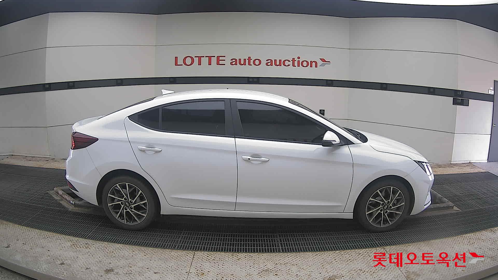 Hyundai Avante 2019 Белый из Кореи, фото 3